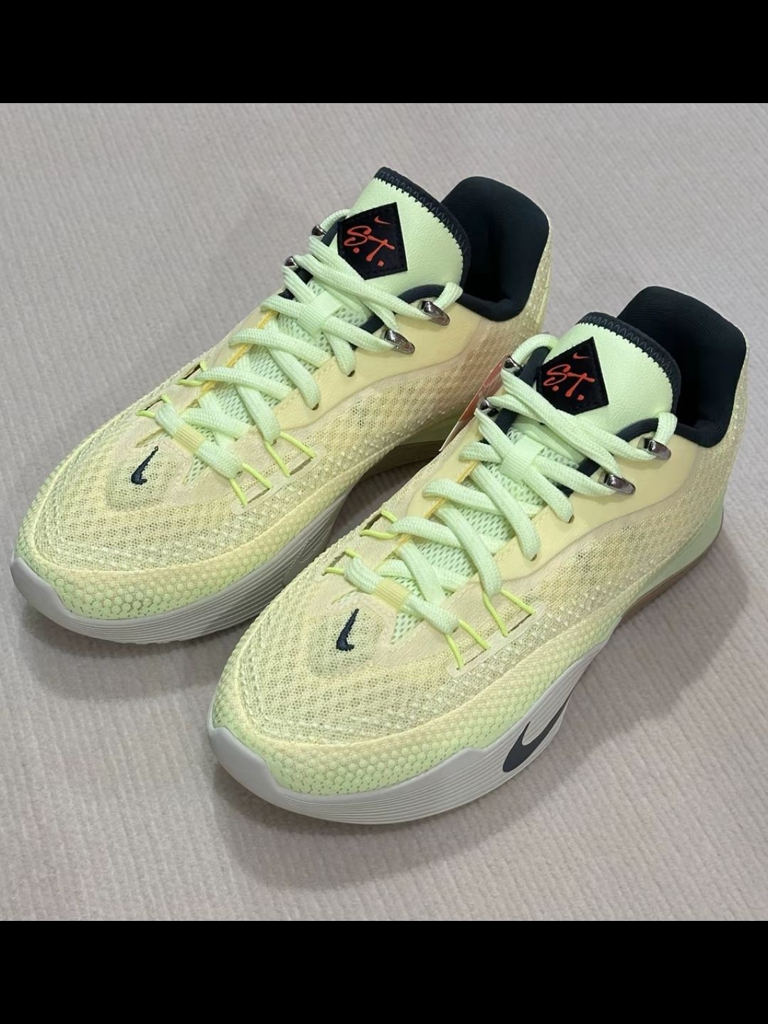 淡金点睛！午夜雾灰Nike气焰细节拉🈵