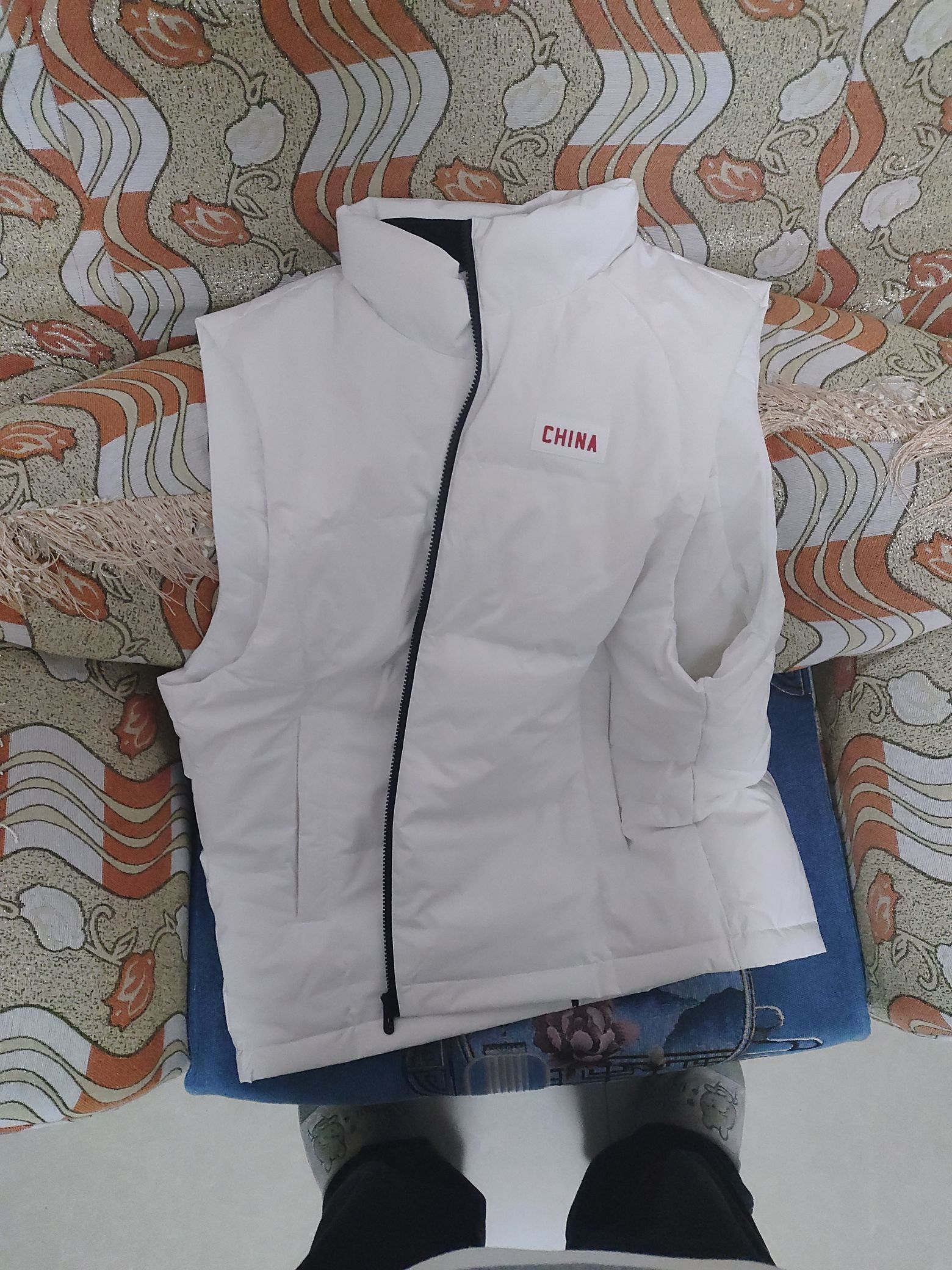 衣服舒适度很好让人很暖和  同时尺寸也适