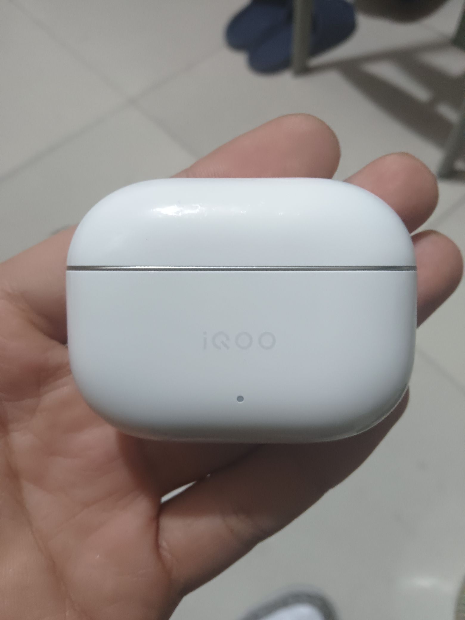 IQOOTWS5