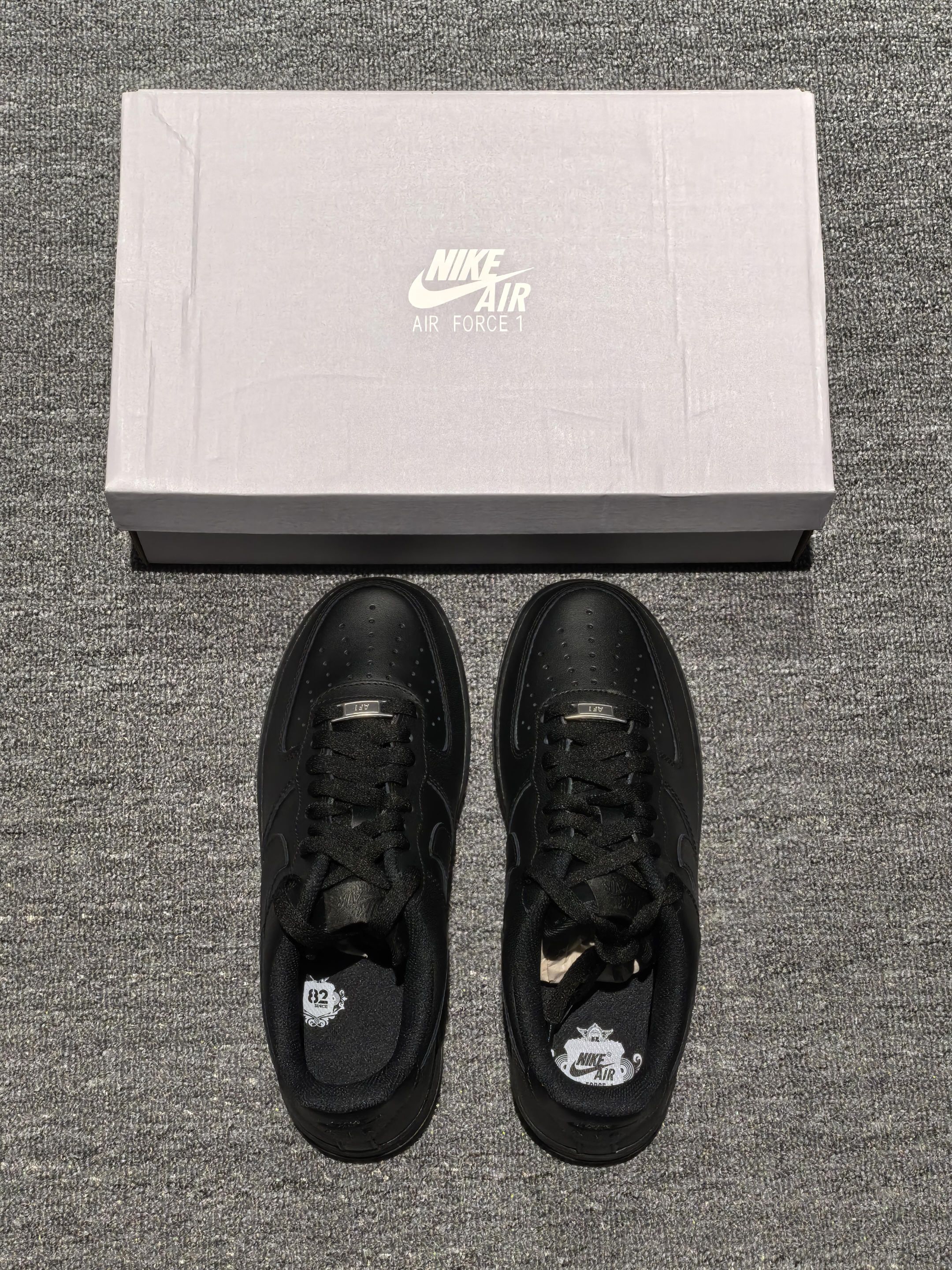 🧲经典黑魂！Nike Air Force 1 必入款