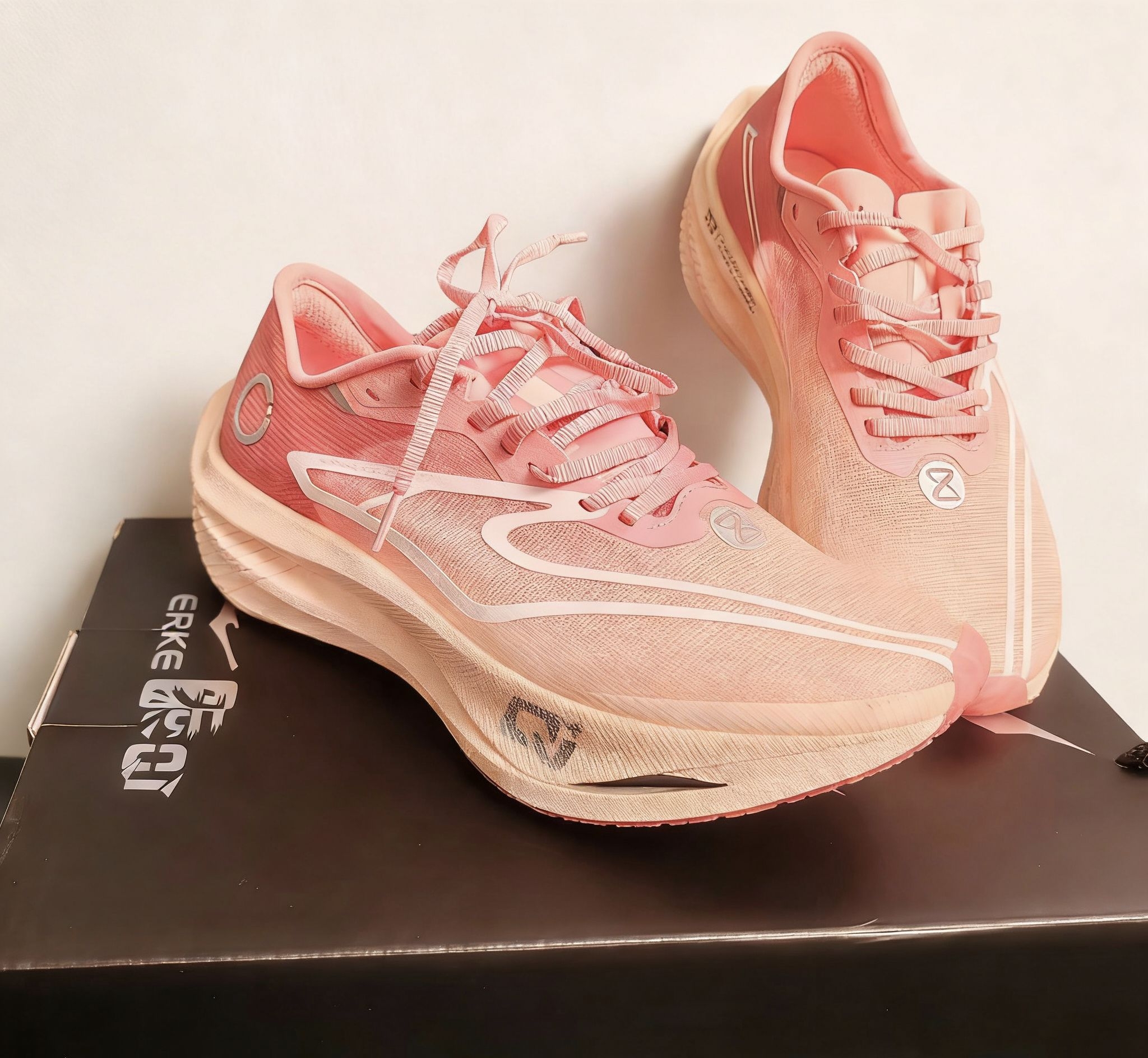 鸿星尔克跑鞋深度测评