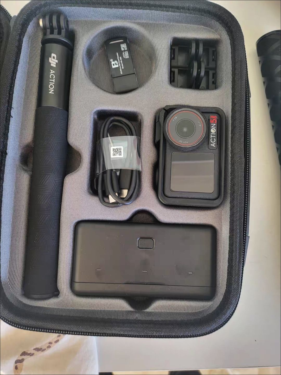 13.5档动态范围+4纳米芯片!Action 5 Pro重新定义运动相机画质天花板