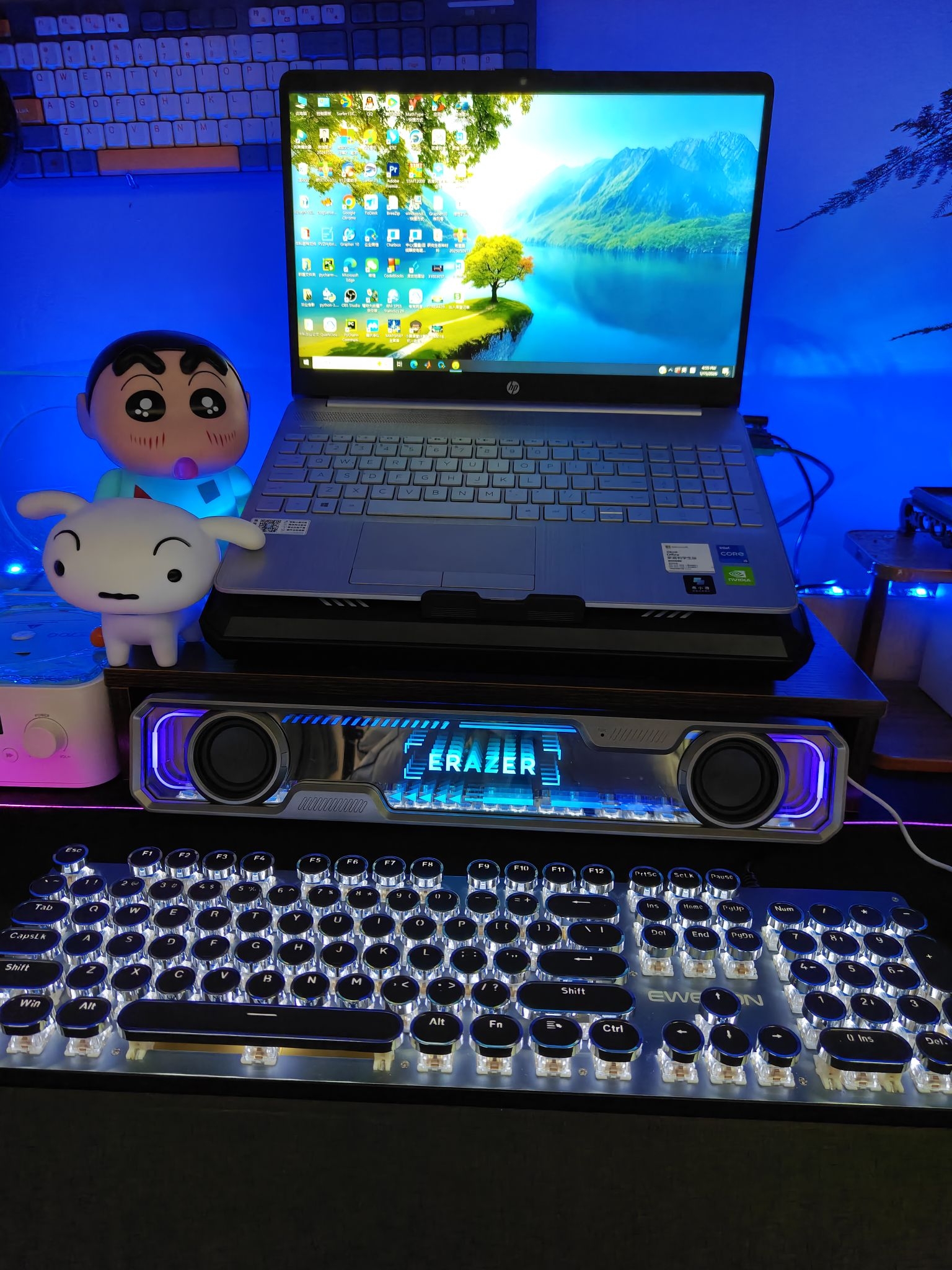 音箱深渊镜像灯效💡和蓝色背景真的好搭🥰