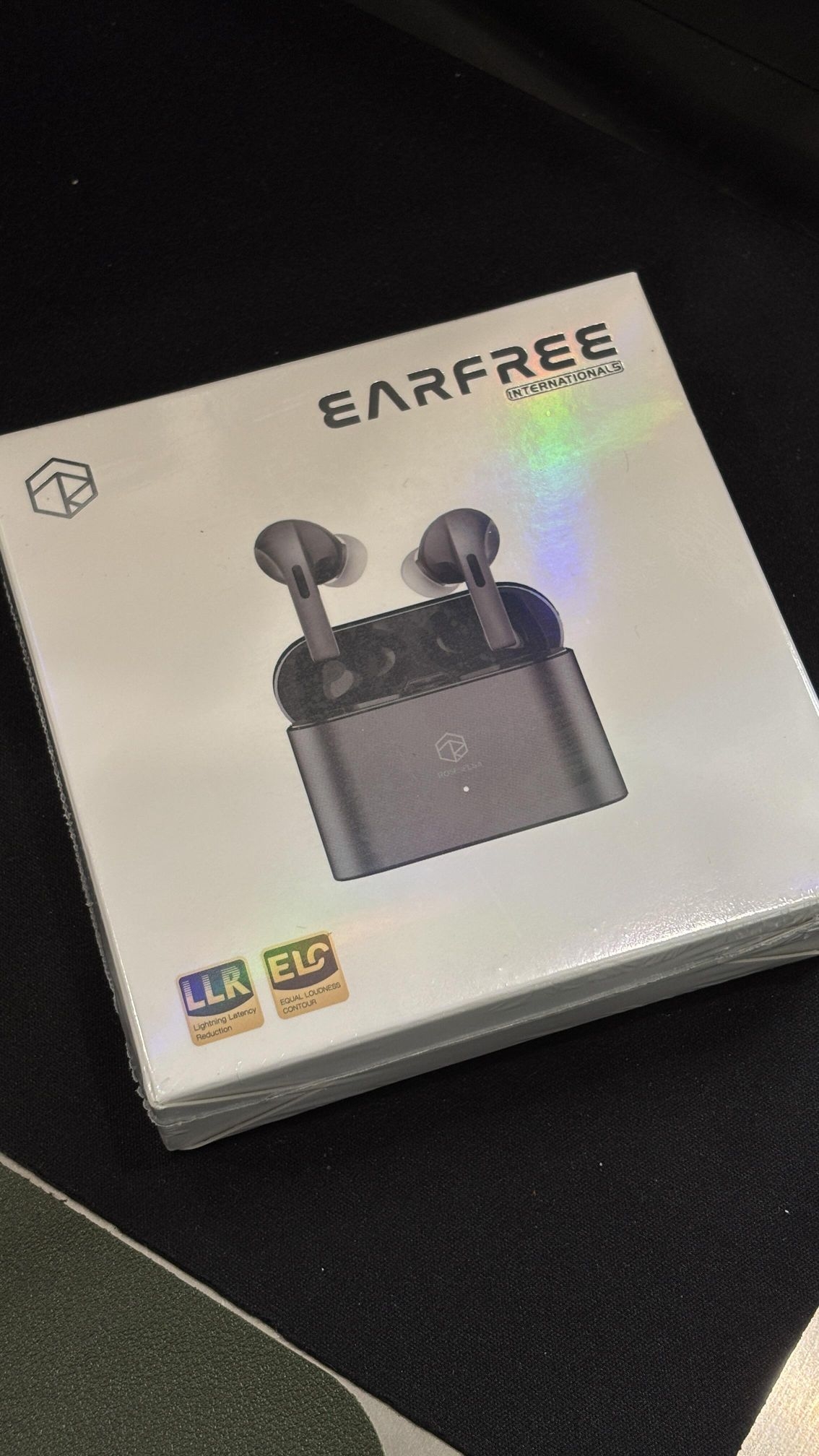 - 🎧 挖到宝藏！弱水时砂这副耳机把「高级感」焊在耳朵上