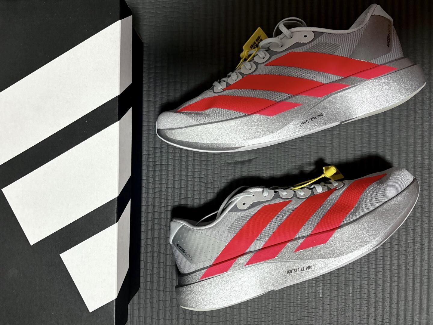 穿上梅西的战靴，感觉草坪在向我“投降”！⚡