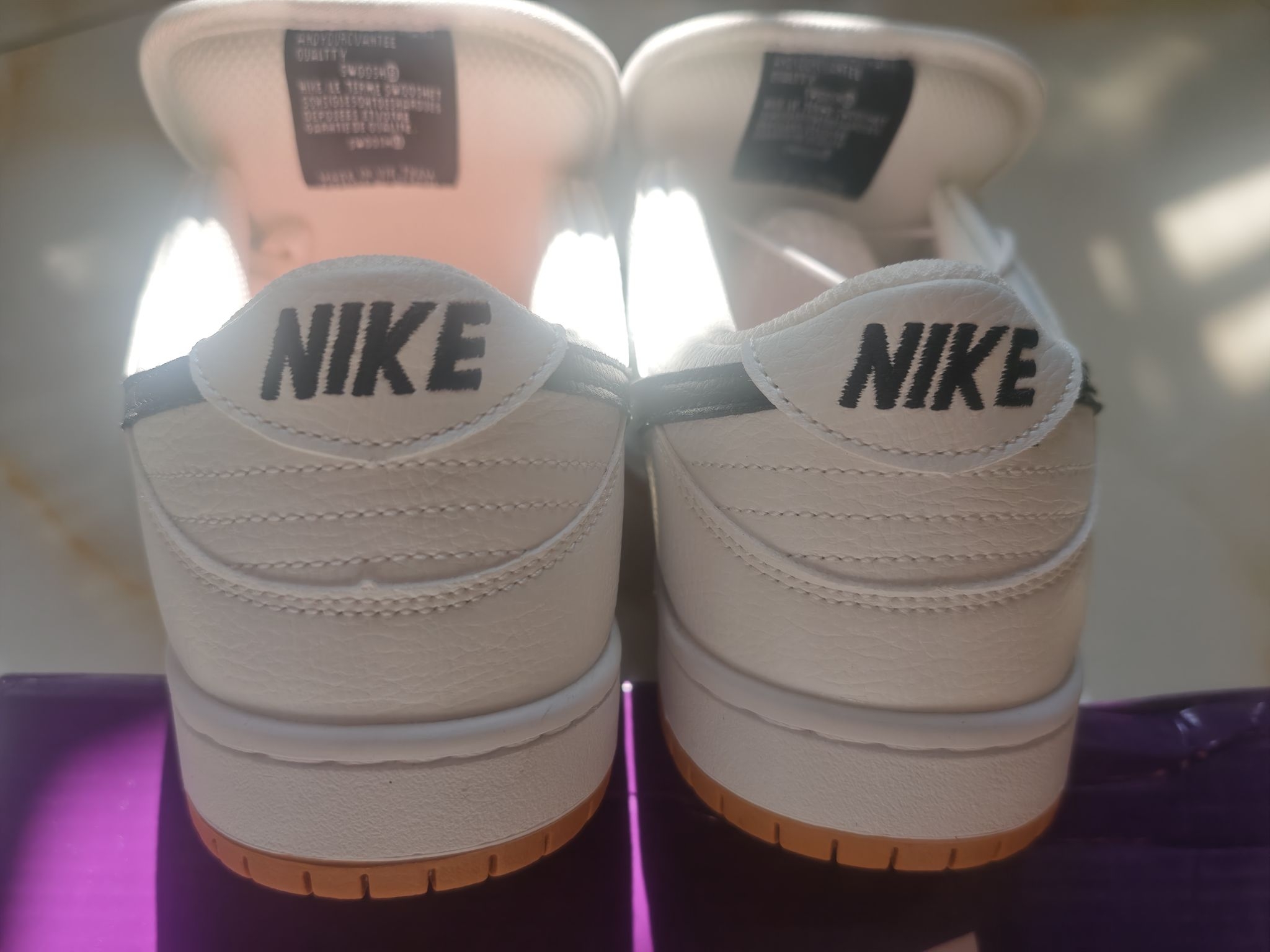 这双Nike SB Dunk Low“白生胶”,我愿称之为“百搭天花板”!