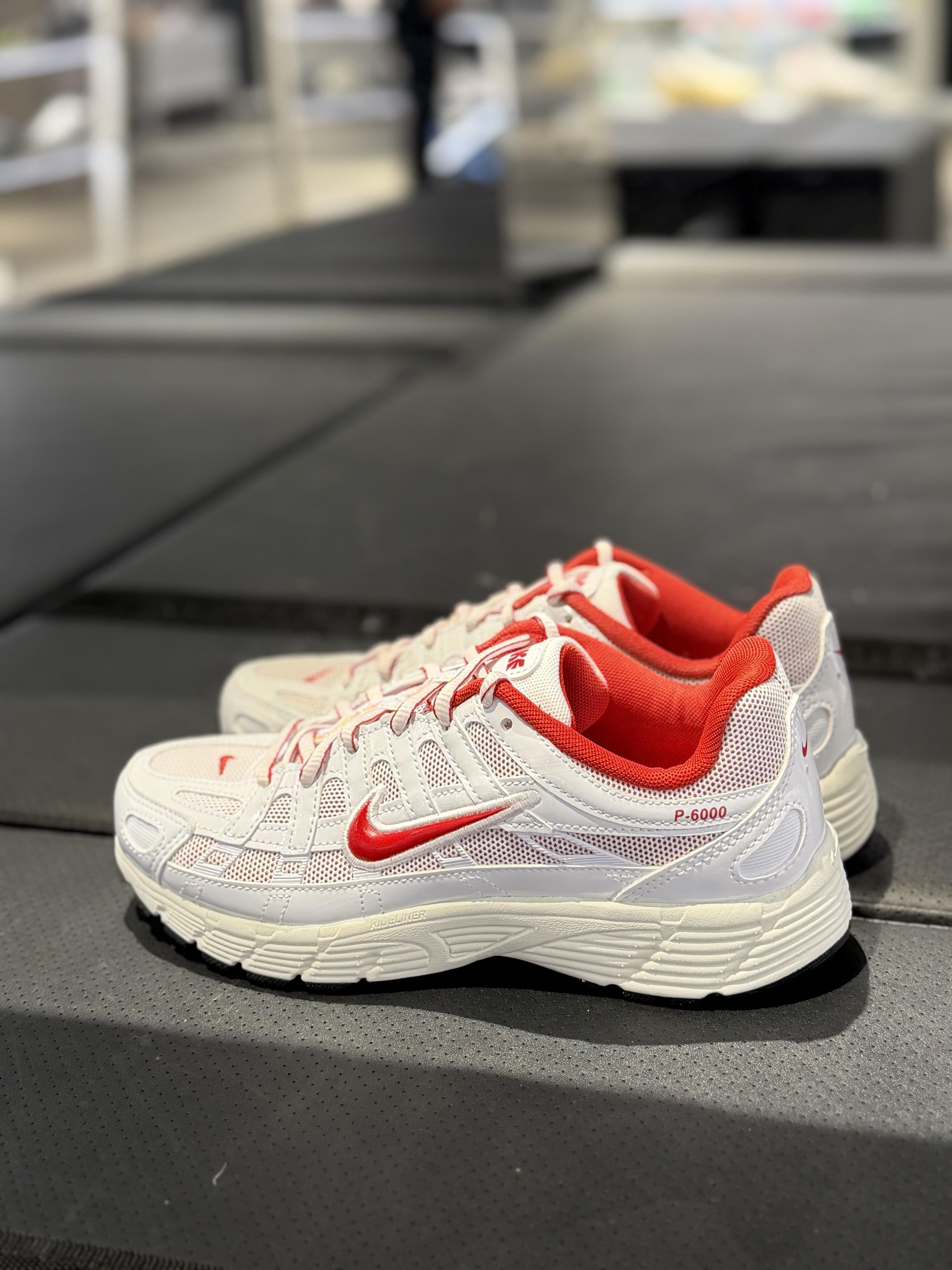 新年穿这双Nike P6000也太绝了吧 颜值超高