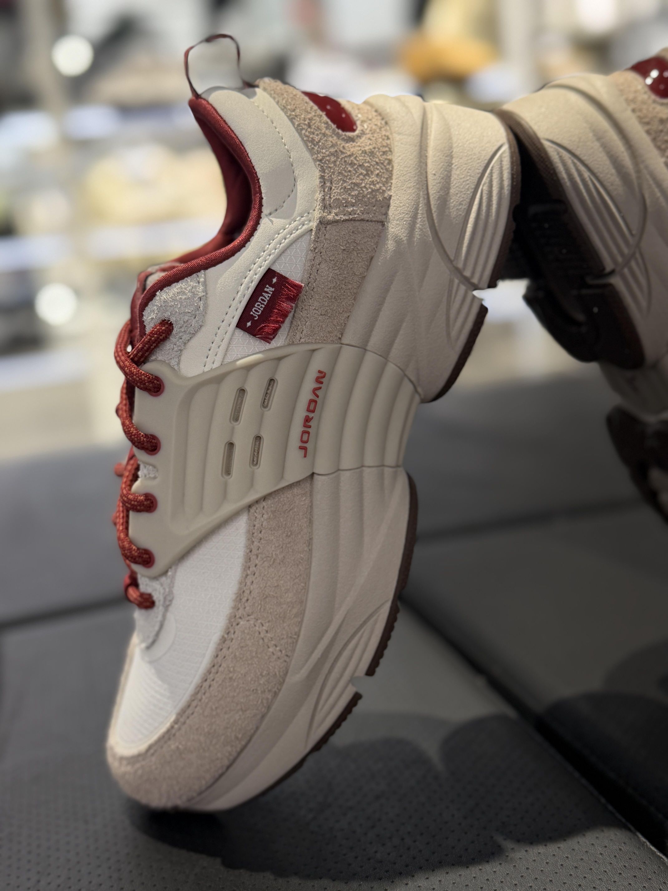 王嘉尔同款Jordan｜漫游飞翼上新年配色啦‼️