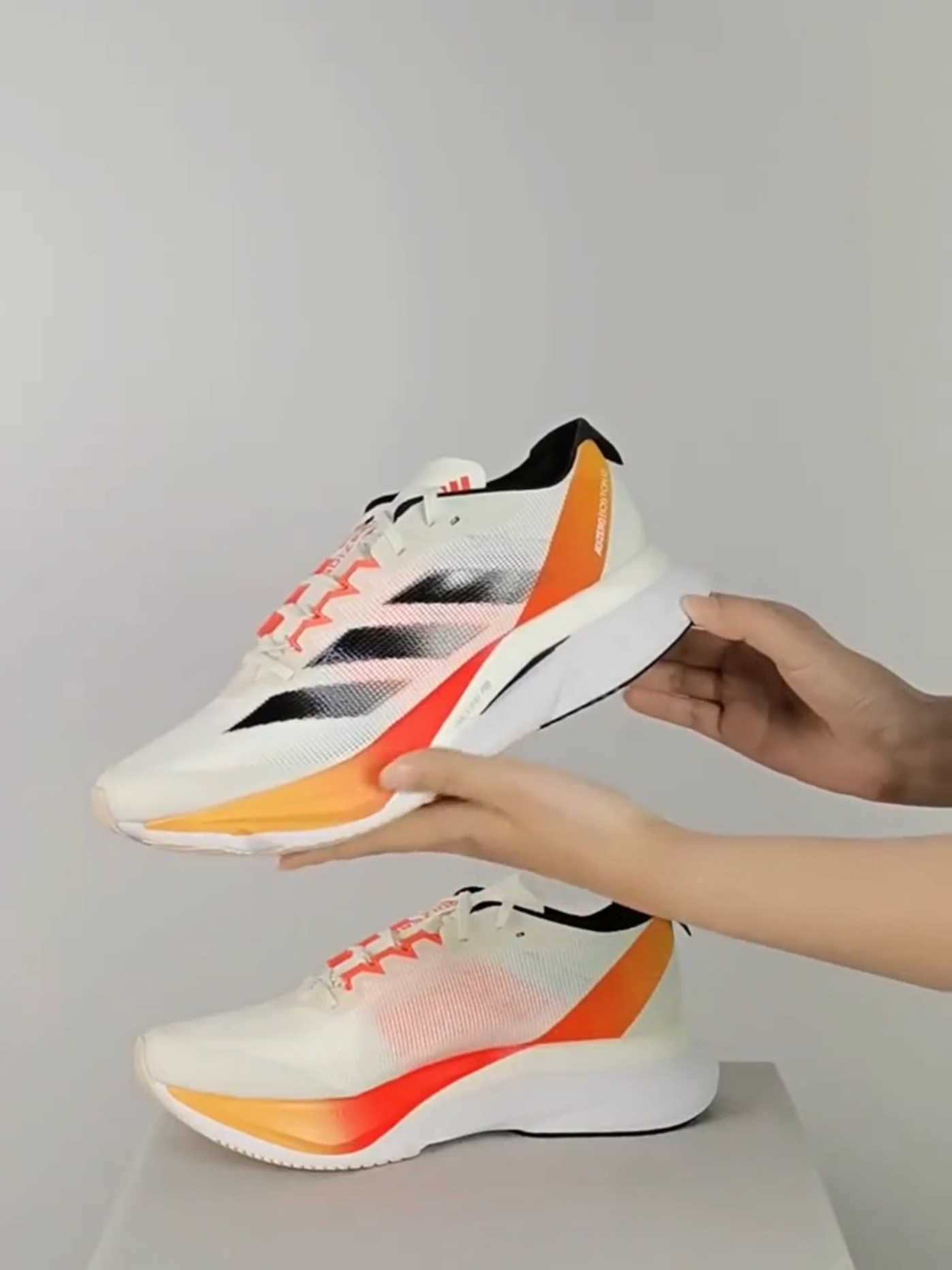 球鞋开箱-波士顿12跑步鞋