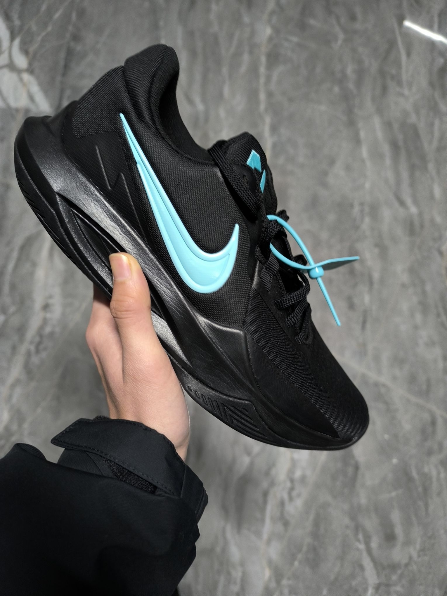 干净穿搭，从一双耐克开始