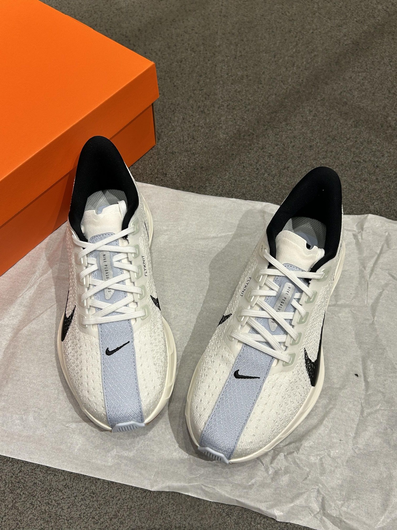 被问爆的 Nike 跑鞋

真嘟可以一直