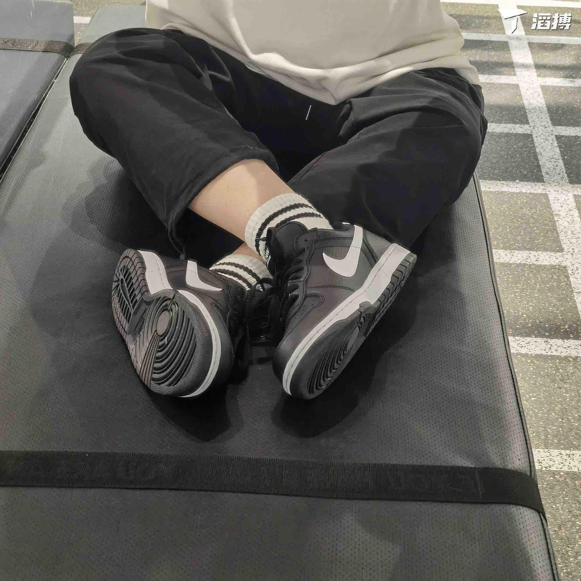 这个鞋好喜欢啊啊啊啊啊啊啊！！！

Ni