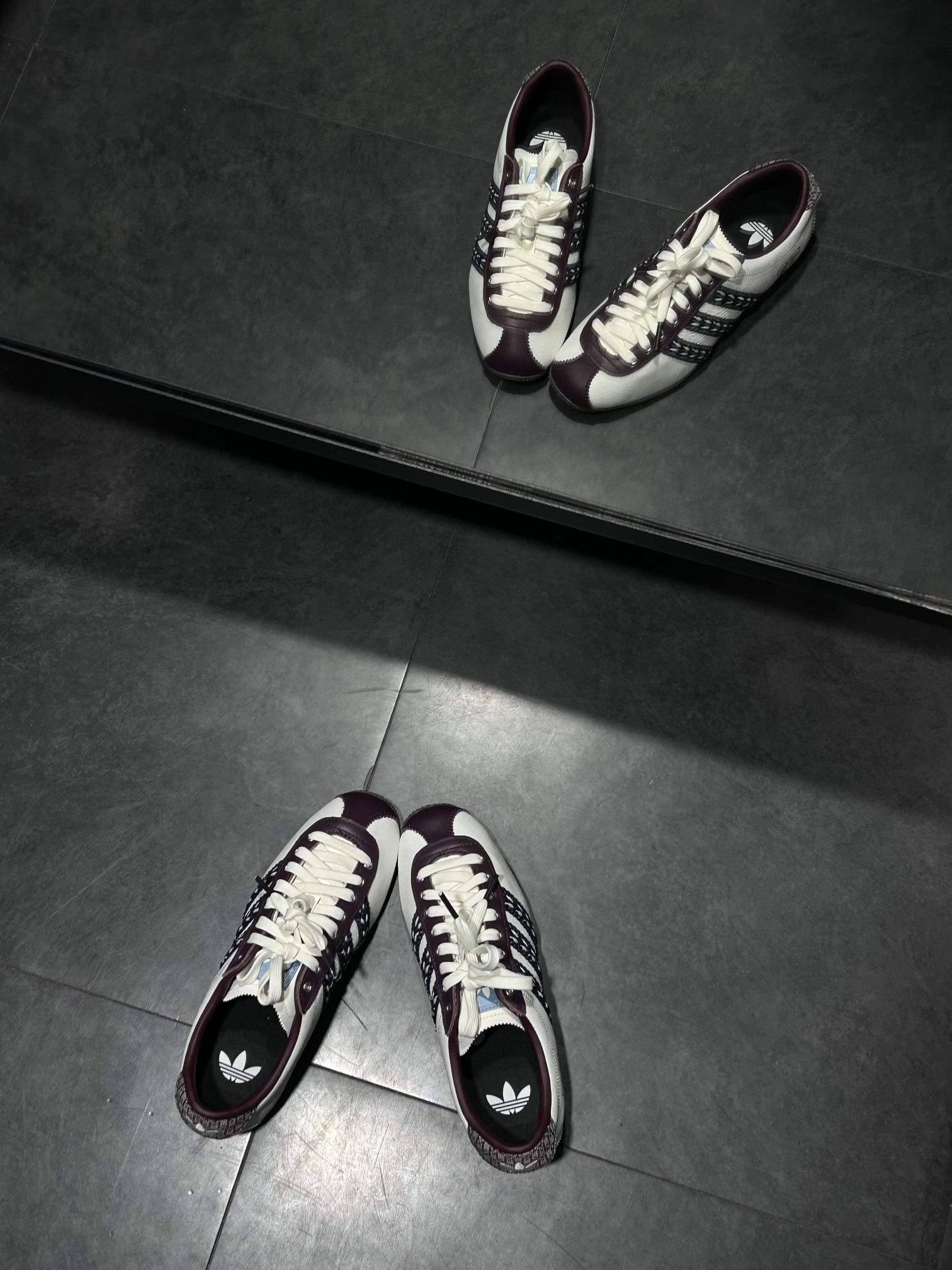 adidas｜老钱风安福鞋像回到19世纪