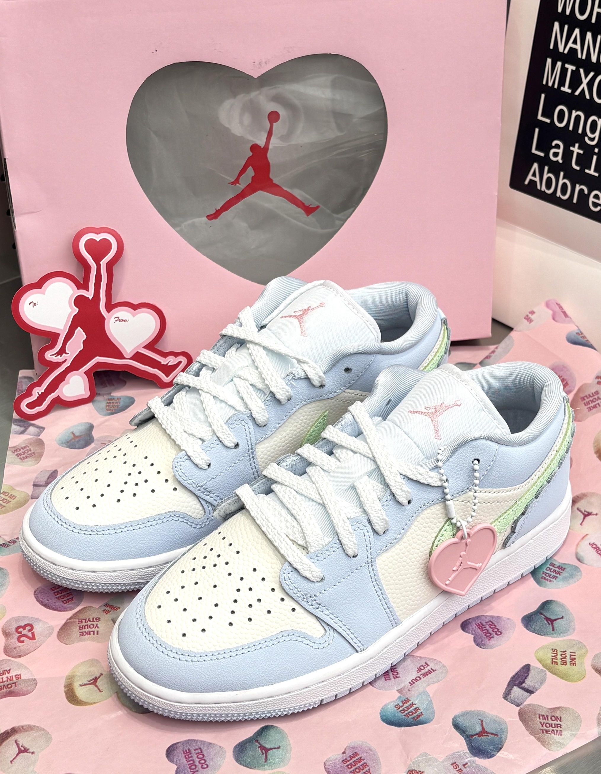 南京WOF｜AJ1情人节限定甜到发晕💘
