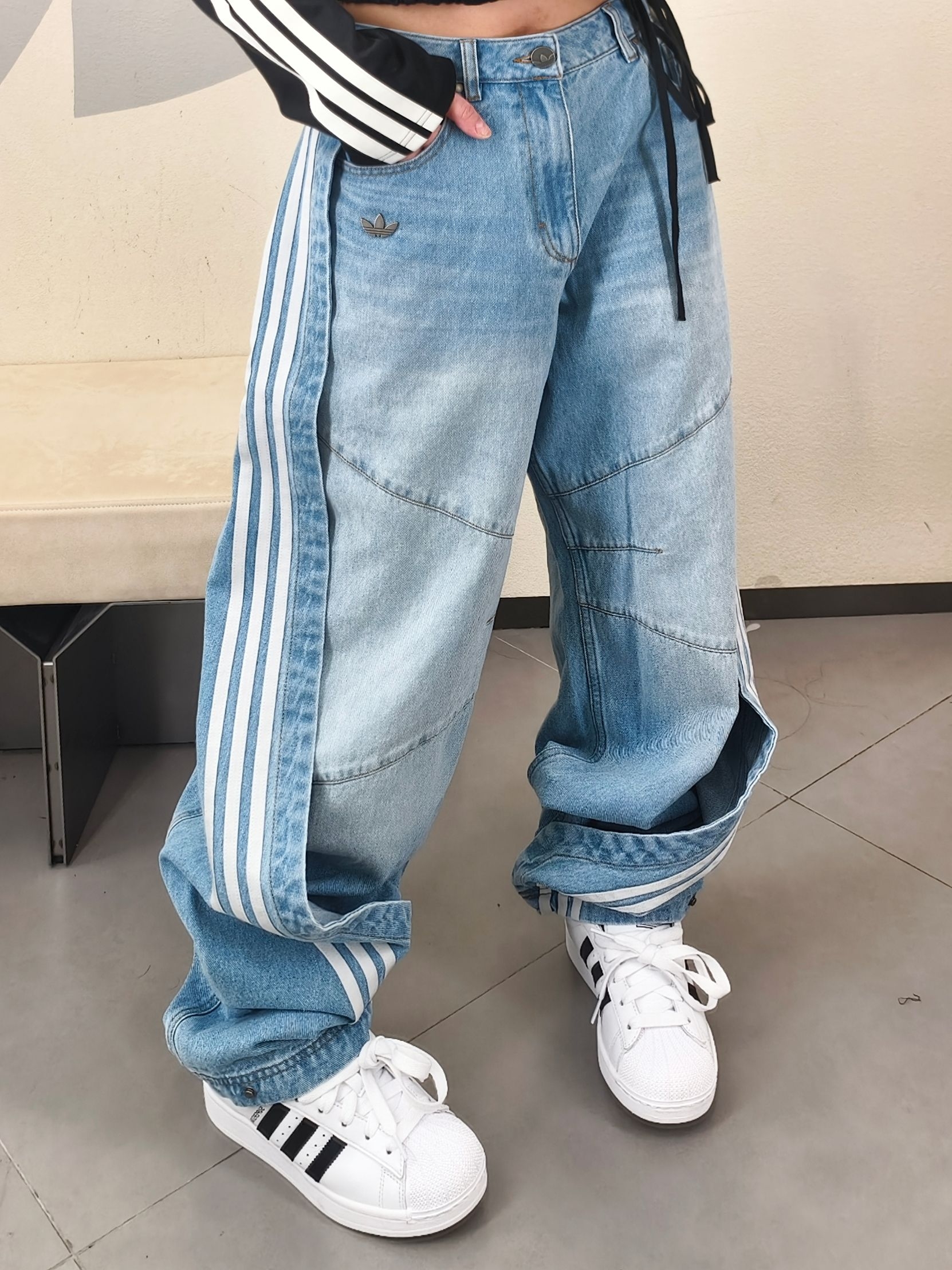 挖到一条阿迪“神裤”！！💙