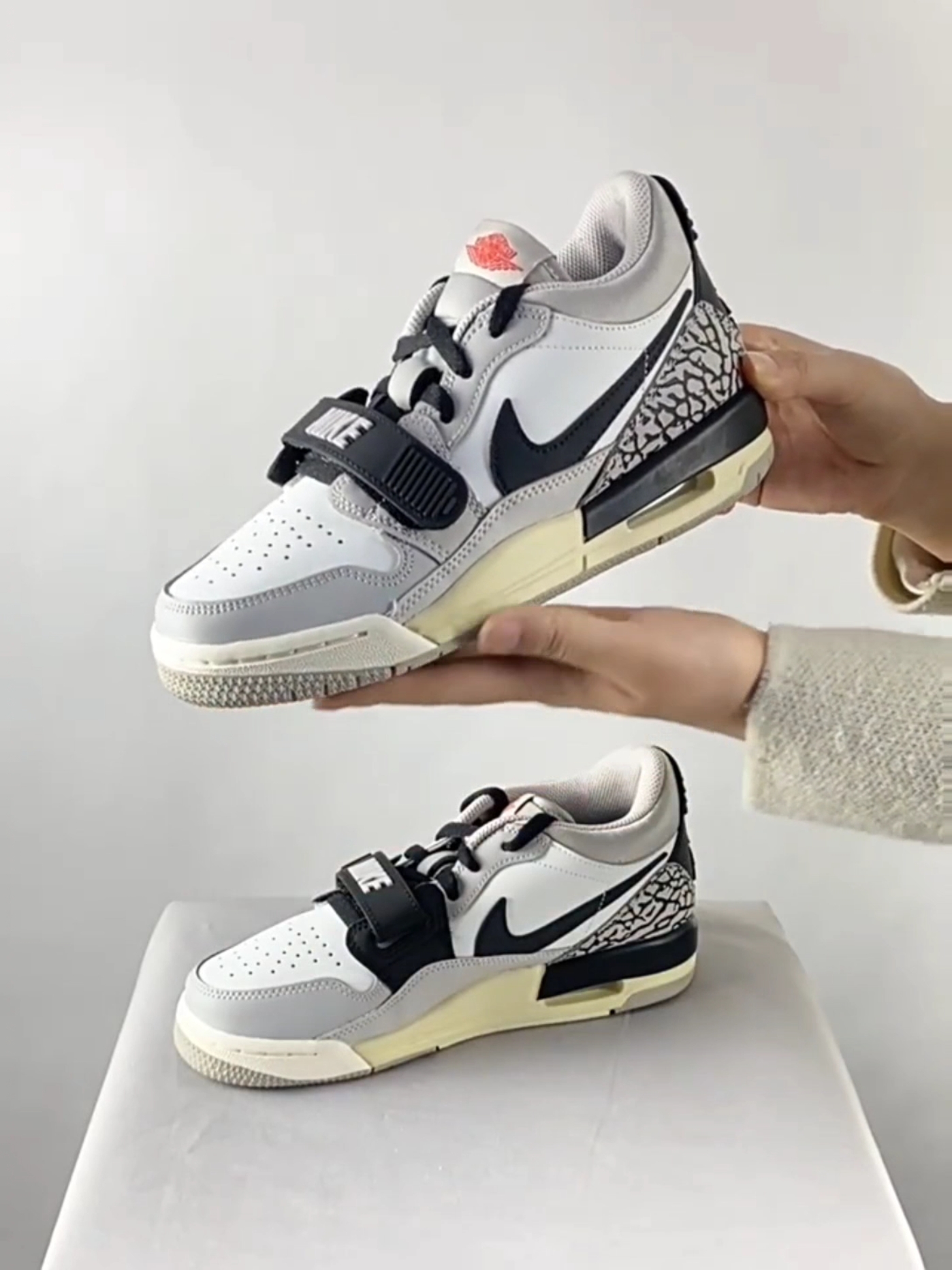球鞋开箱｜白灰AJ312 Low