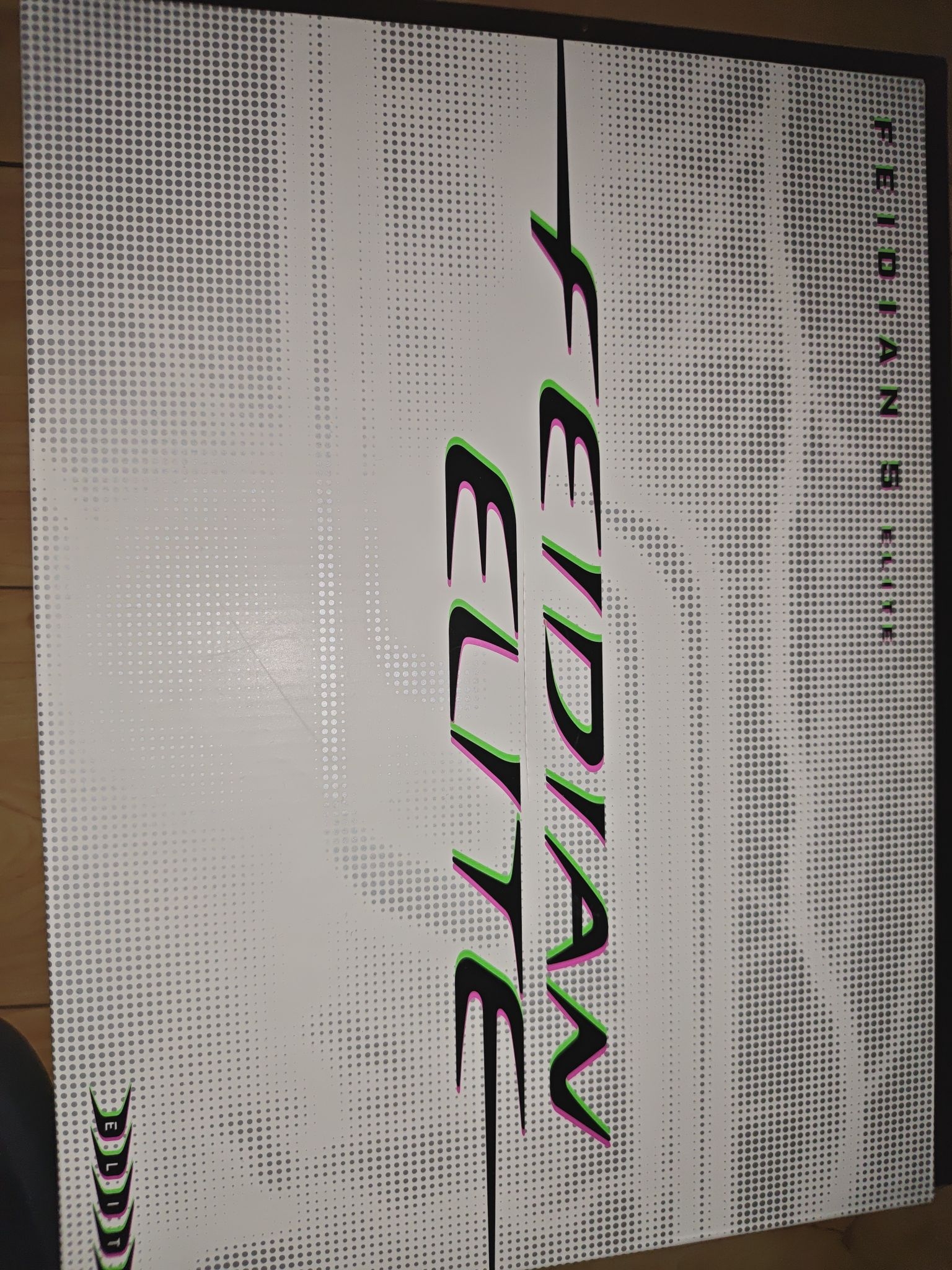 万里挑一，四叶有心