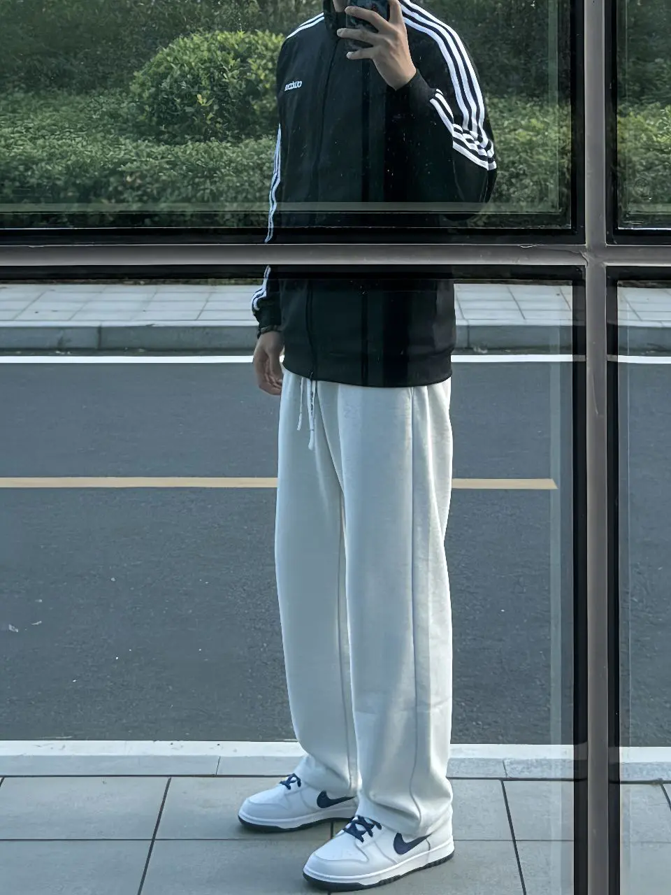 今日穿什么:复古夹克+白蓝Dunk