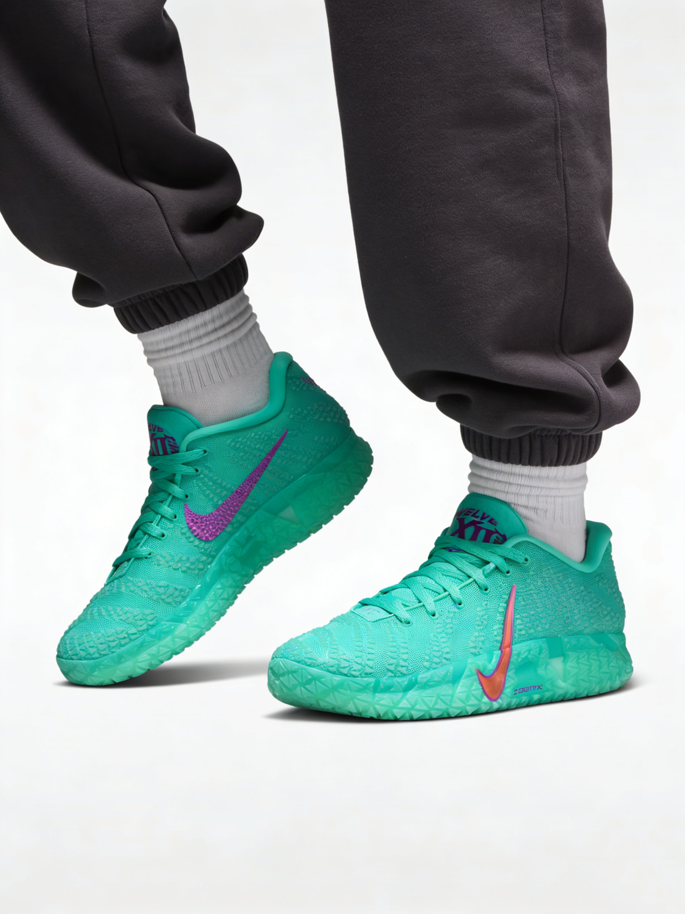 🍀神仙配色太上头！Nike Ja 3“12 Time”绿松石绿开箱：这脚感简直喷了“燃料”！