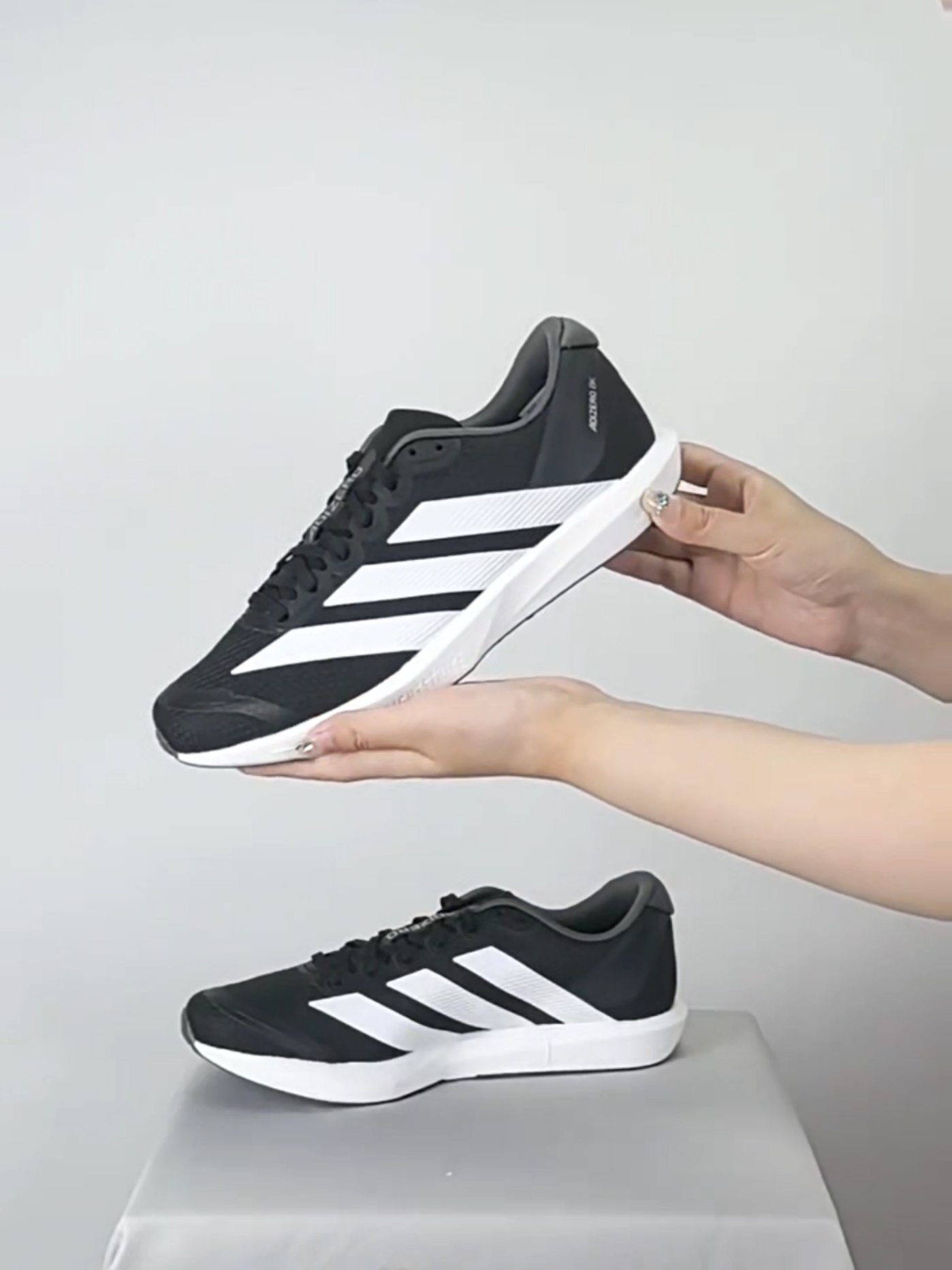 球鞋分享-黑白ADIZERO BK