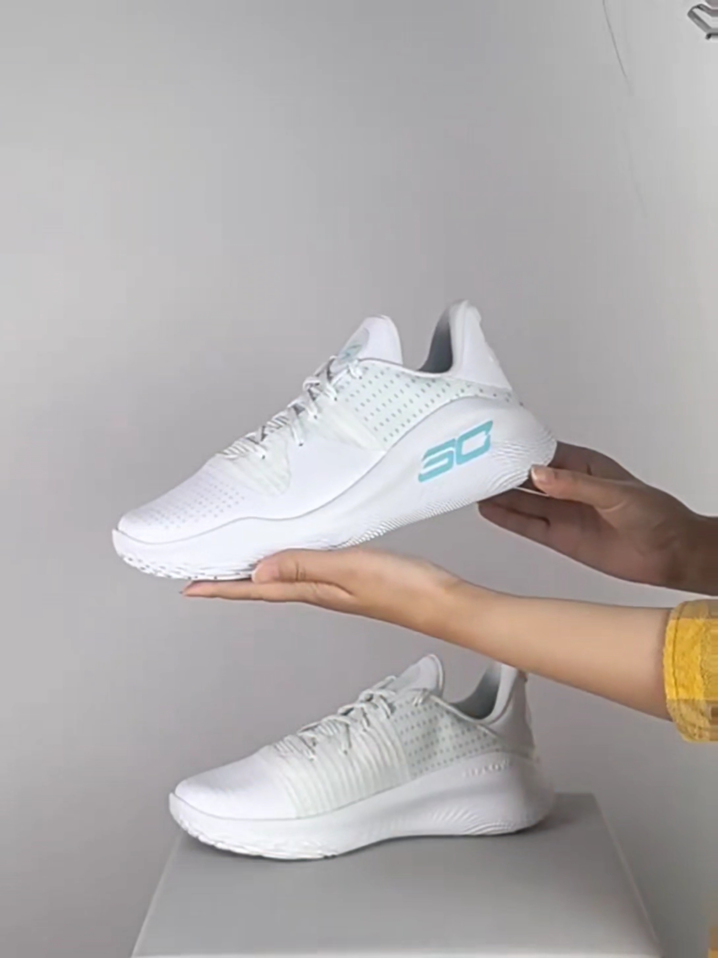 球鞋开箱-白蓝Curry4 Low