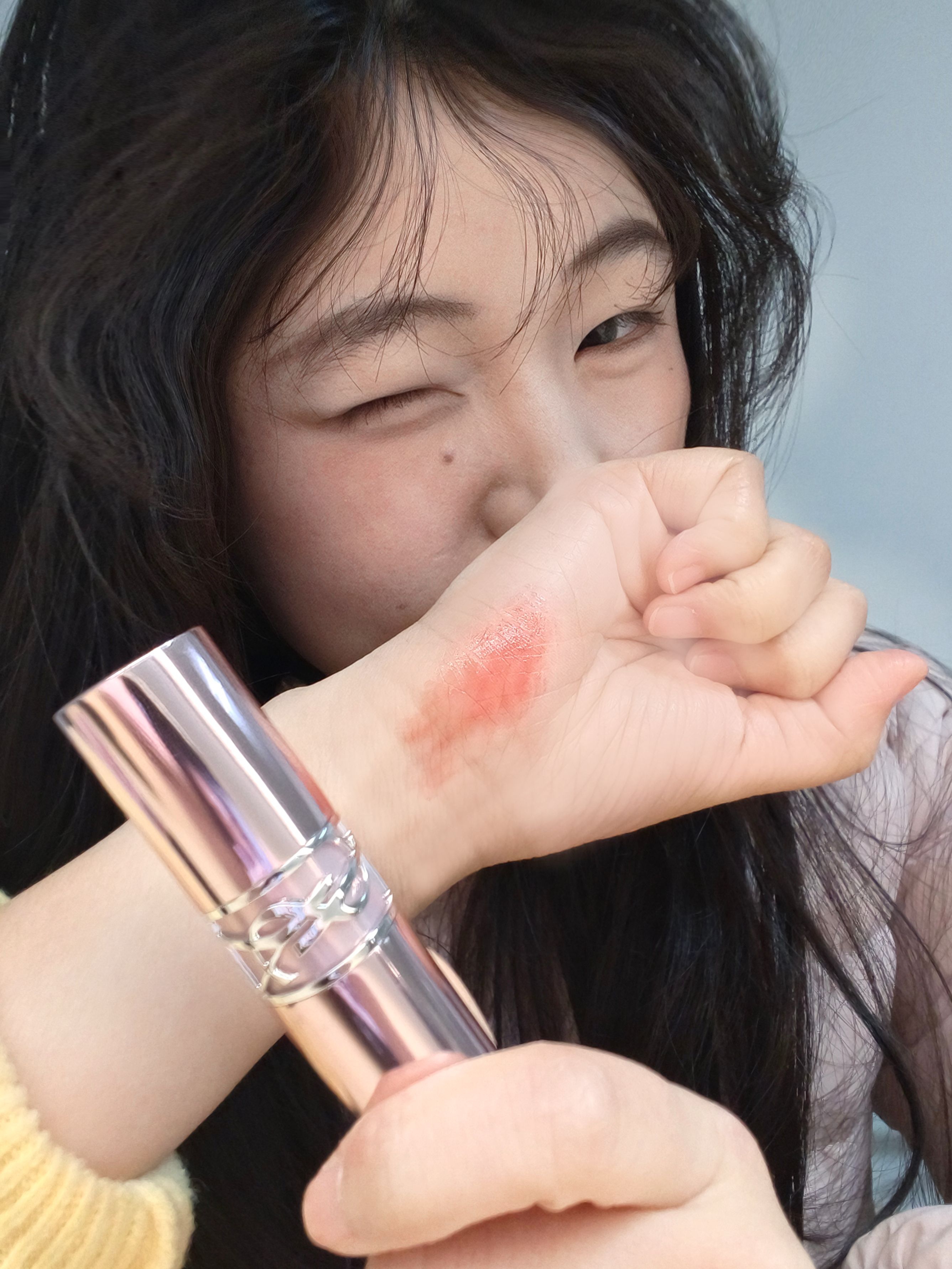 年少不识大牌香🤍⋆YSL