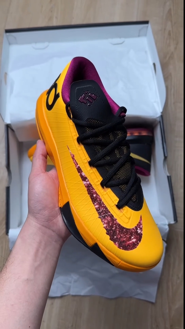 经典永不过时！KD6「李小龙」配色，这才是球鞋情怀天花板