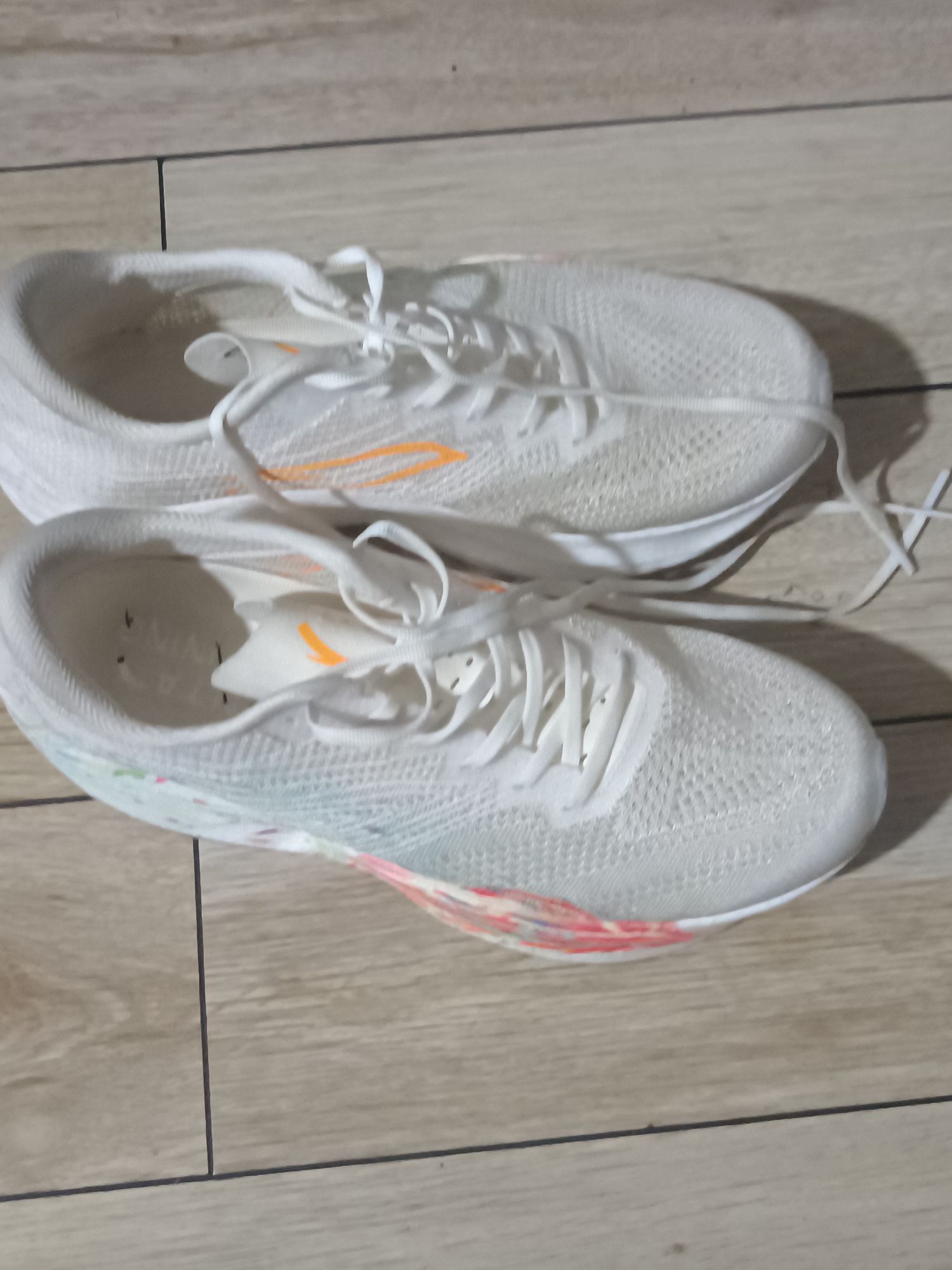 孩子最喜欢的跑步鞋。