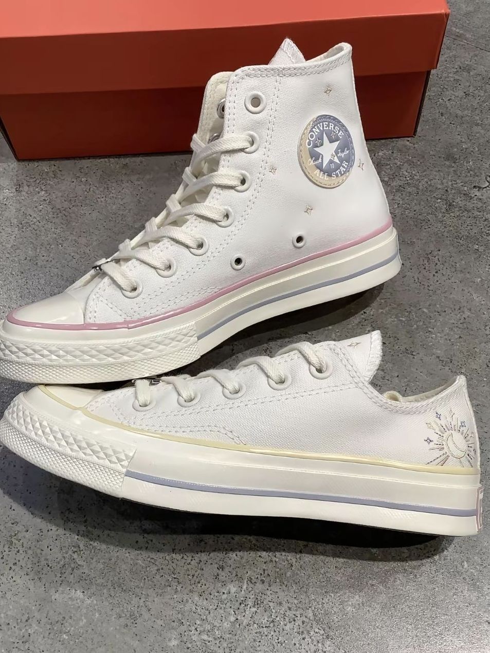 春日氛围感拉满💐 Converse高帮小白鞋太绝了