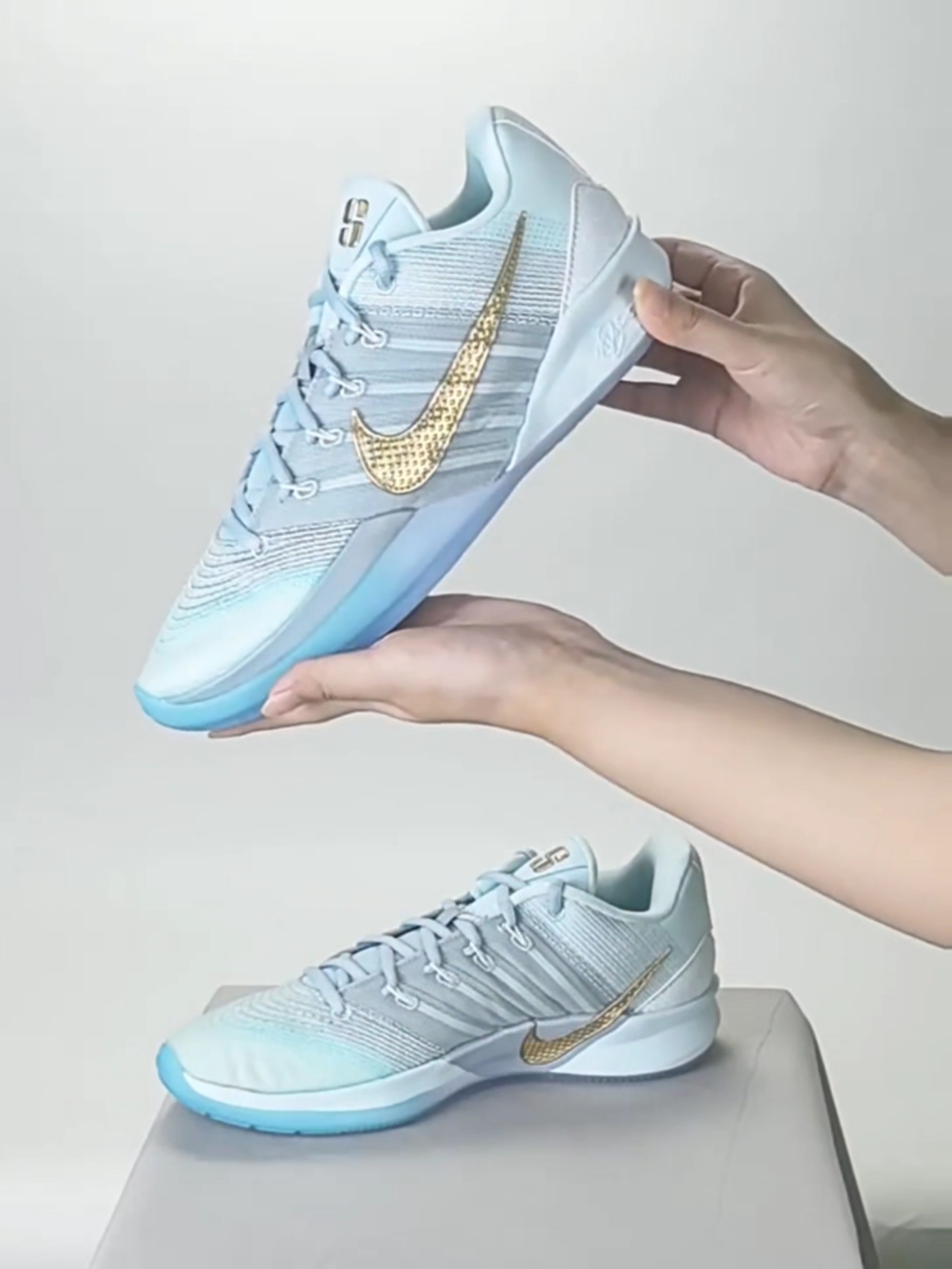 球鞋开箱-冰蓝Sabrina 3