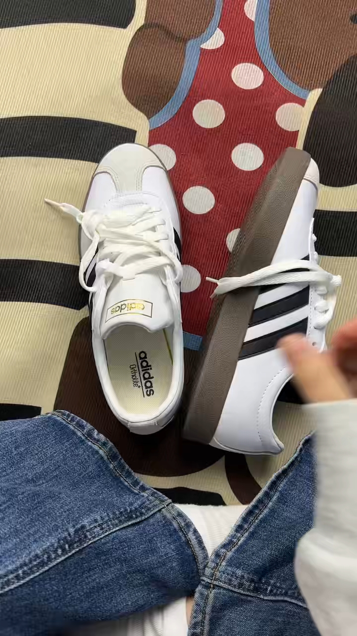 一双适合日常通勤的基础款，舒服百搭