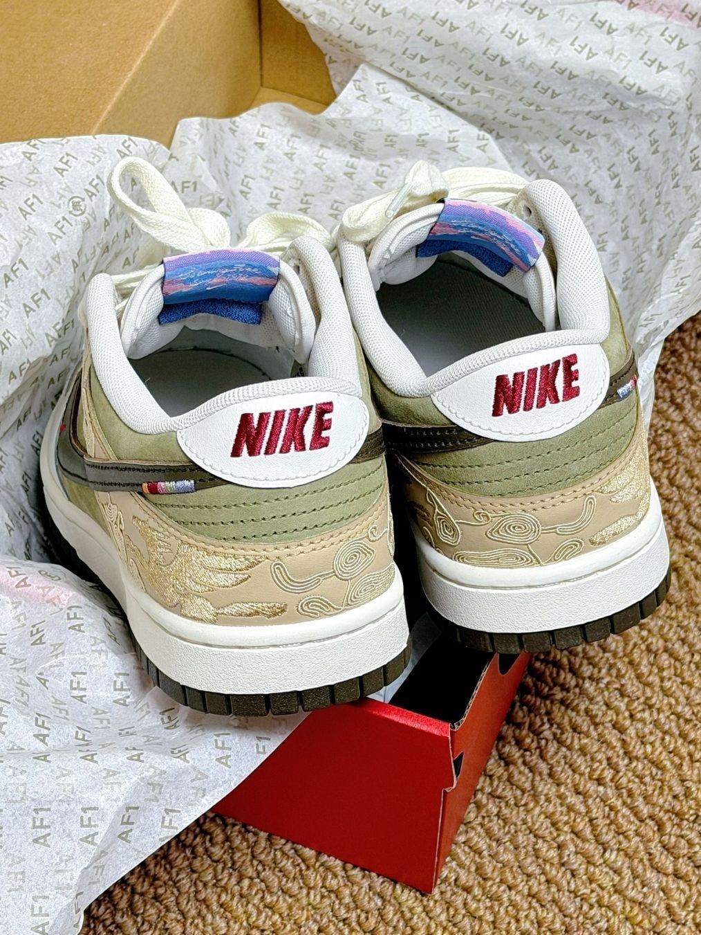 国风祥云纹！橄榄绿Dunk太有质感了🏮