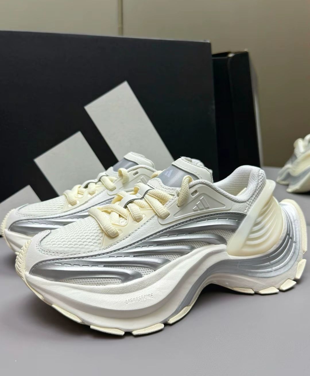 ⚡XLG年度爆款｜厚底增高百搭封神