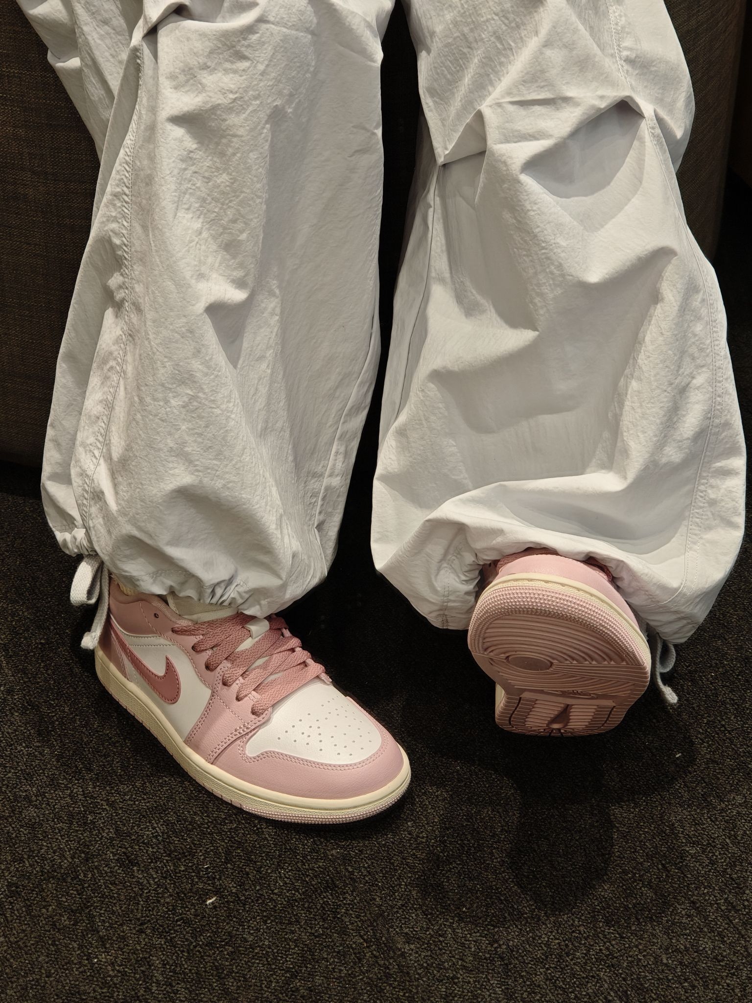 🌸 少女心狙击！这双粉白AJ真的太温柔了