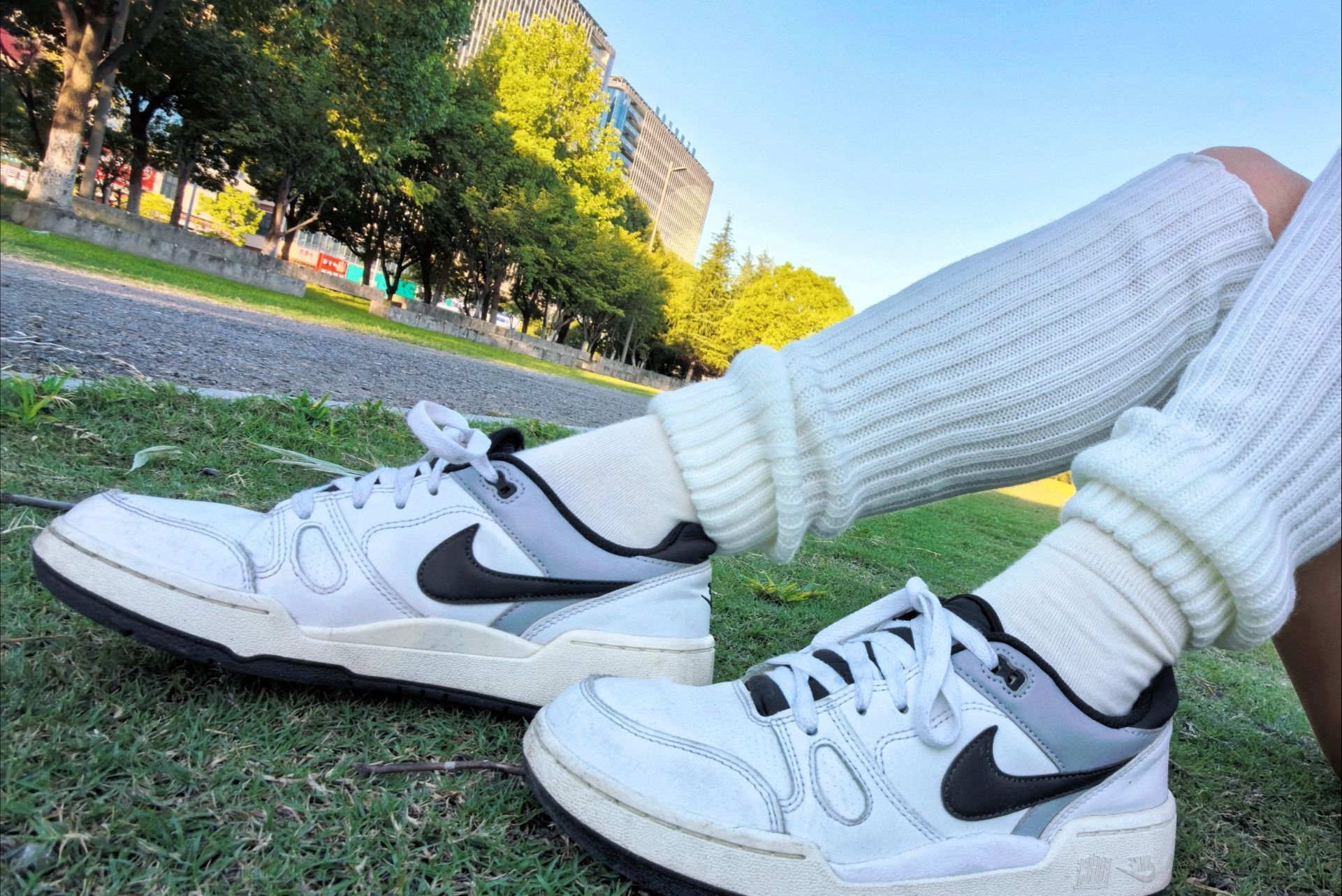 Nike Full Force Low 皮革 潮流舒适 低帮 板鞋 男款 白黑