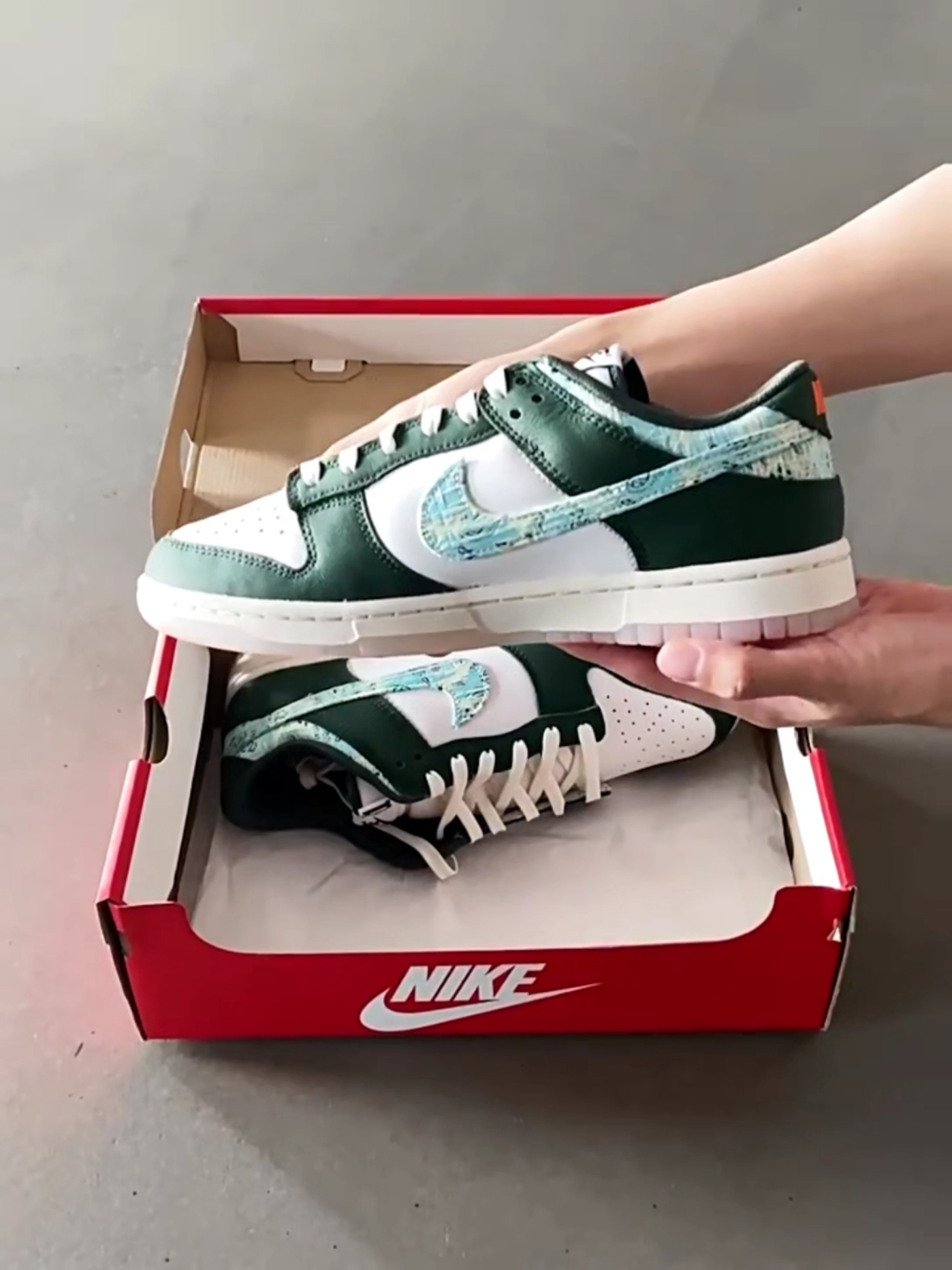 球鞋开箱-绿白蓝Dunk Low
