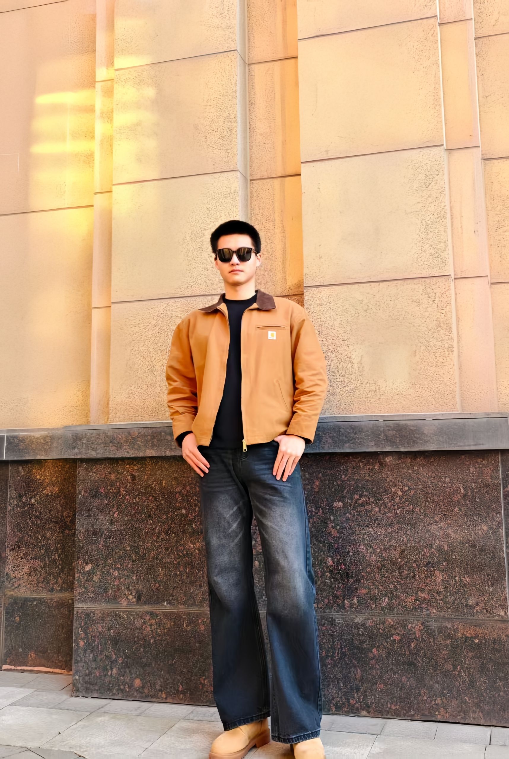 男生显高显瘦公式：夹克+阔腿牛+大黄靴