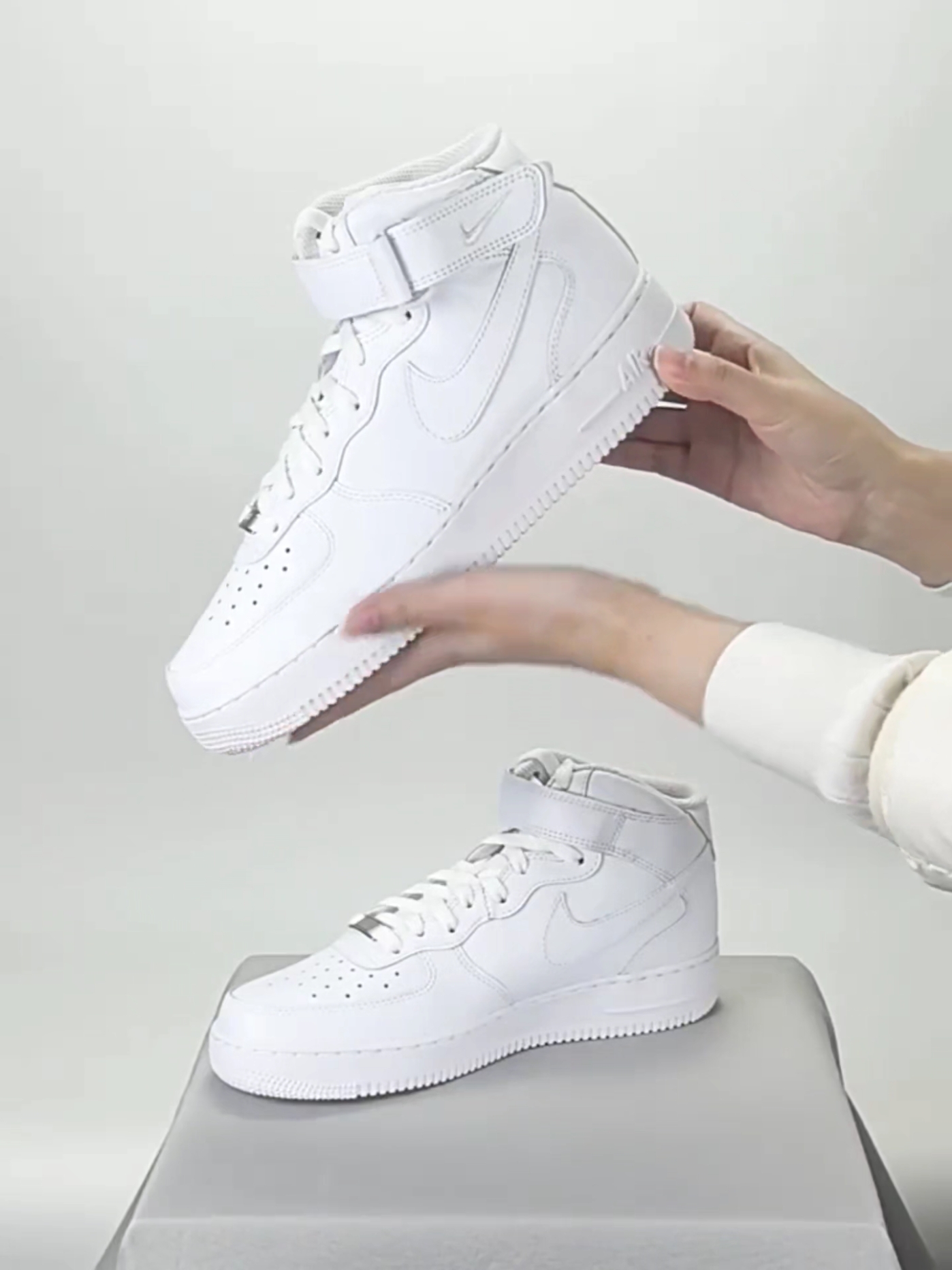 球鞋开箱-纯白Air Force 1