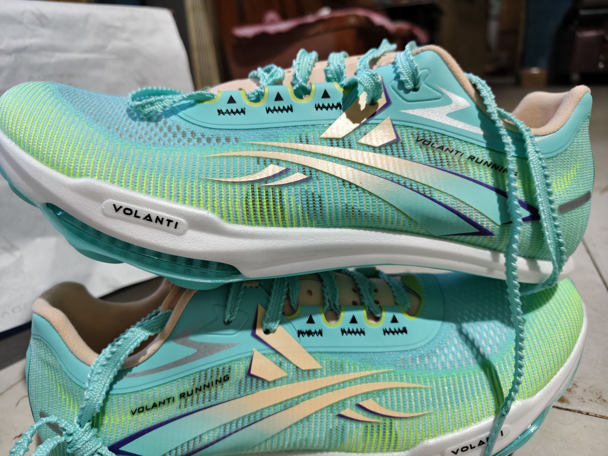 穿上能追上火箭的鞋了