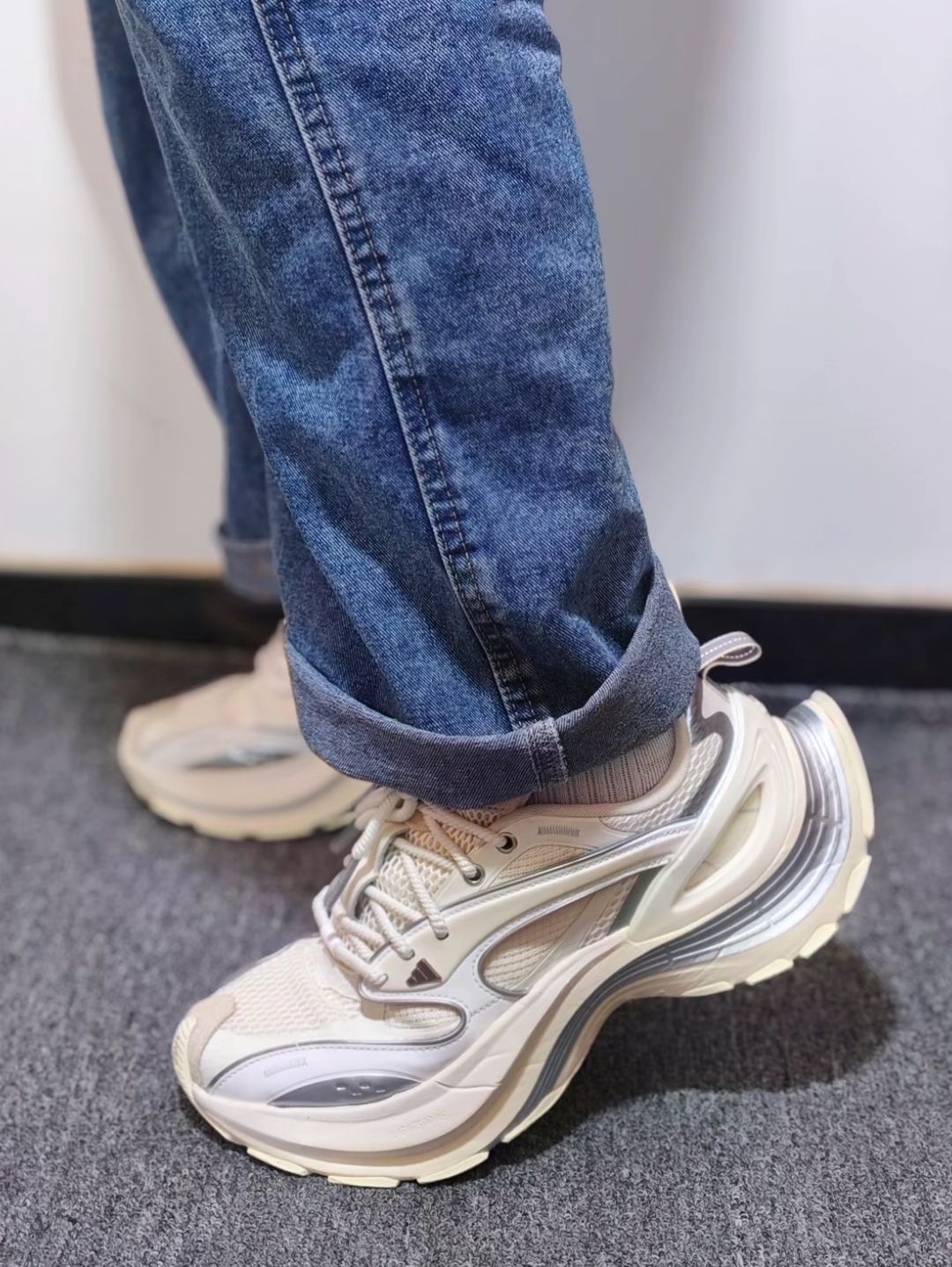 adidas FOS XLG MTW ➕牛仔裤，穿出不一样的感觉🔥