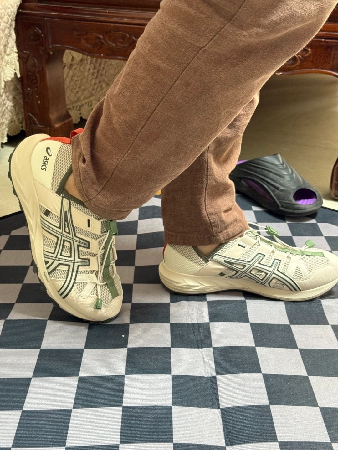 徒步 是陪自己好好走段路~🧗👣亚瑟士asics