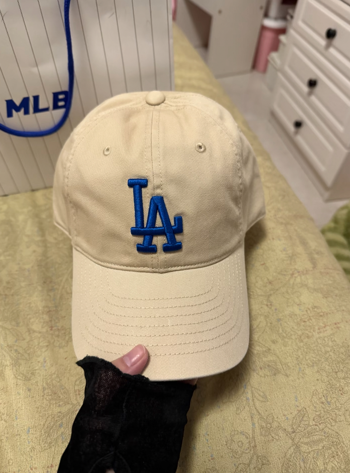 好美啊直接被种草MLB的帽子