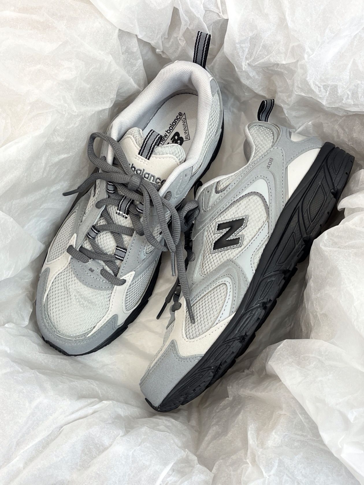 还得是New Balance | 介双408水泥灰跑鞋好看又好穿！