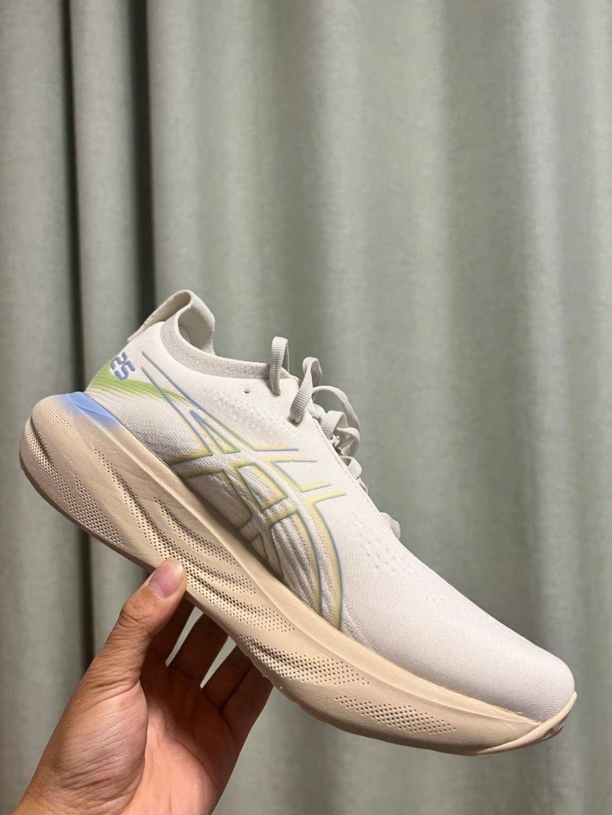 跑鞋之王，nimbus25！！