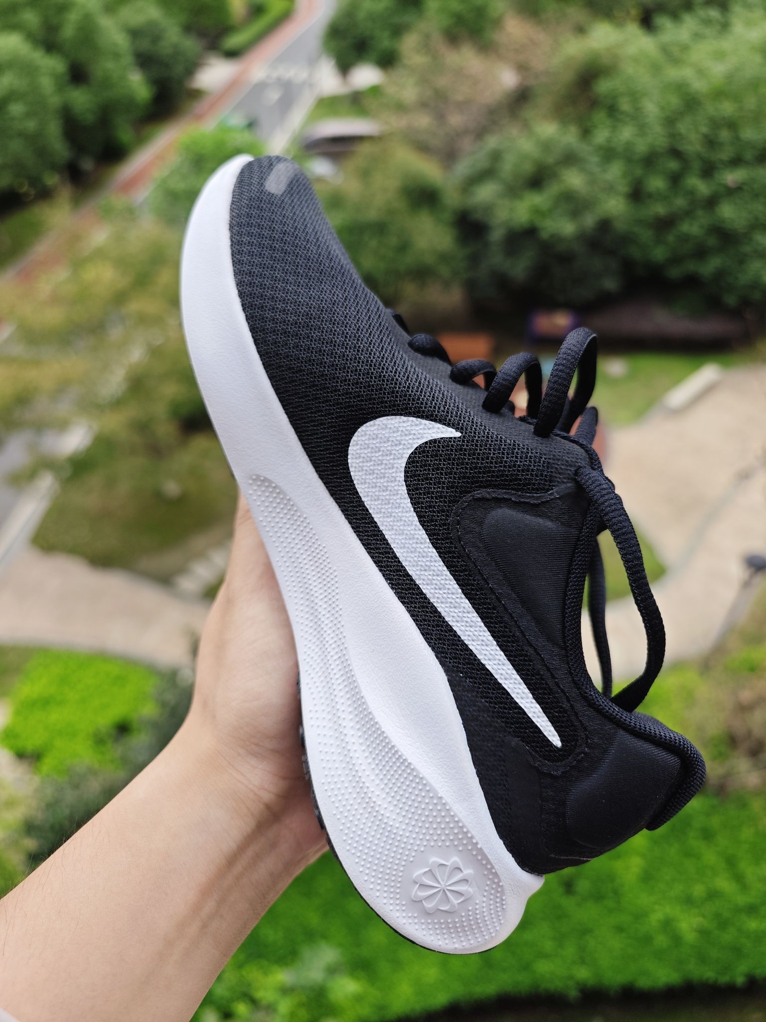 Revolution跑鞋｜跑起来，身体才会有变革