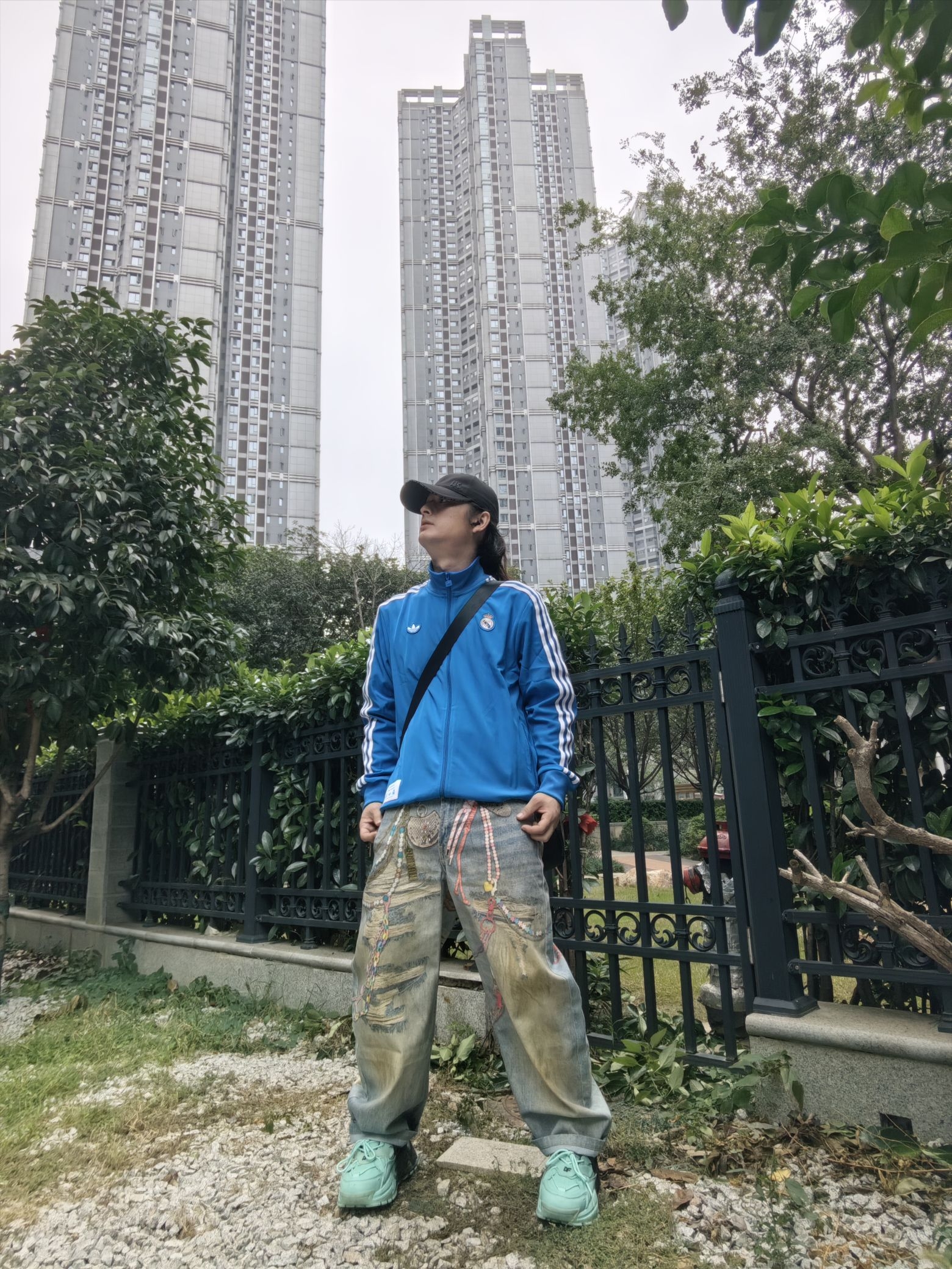 运动户外时髦感休闲穿搭