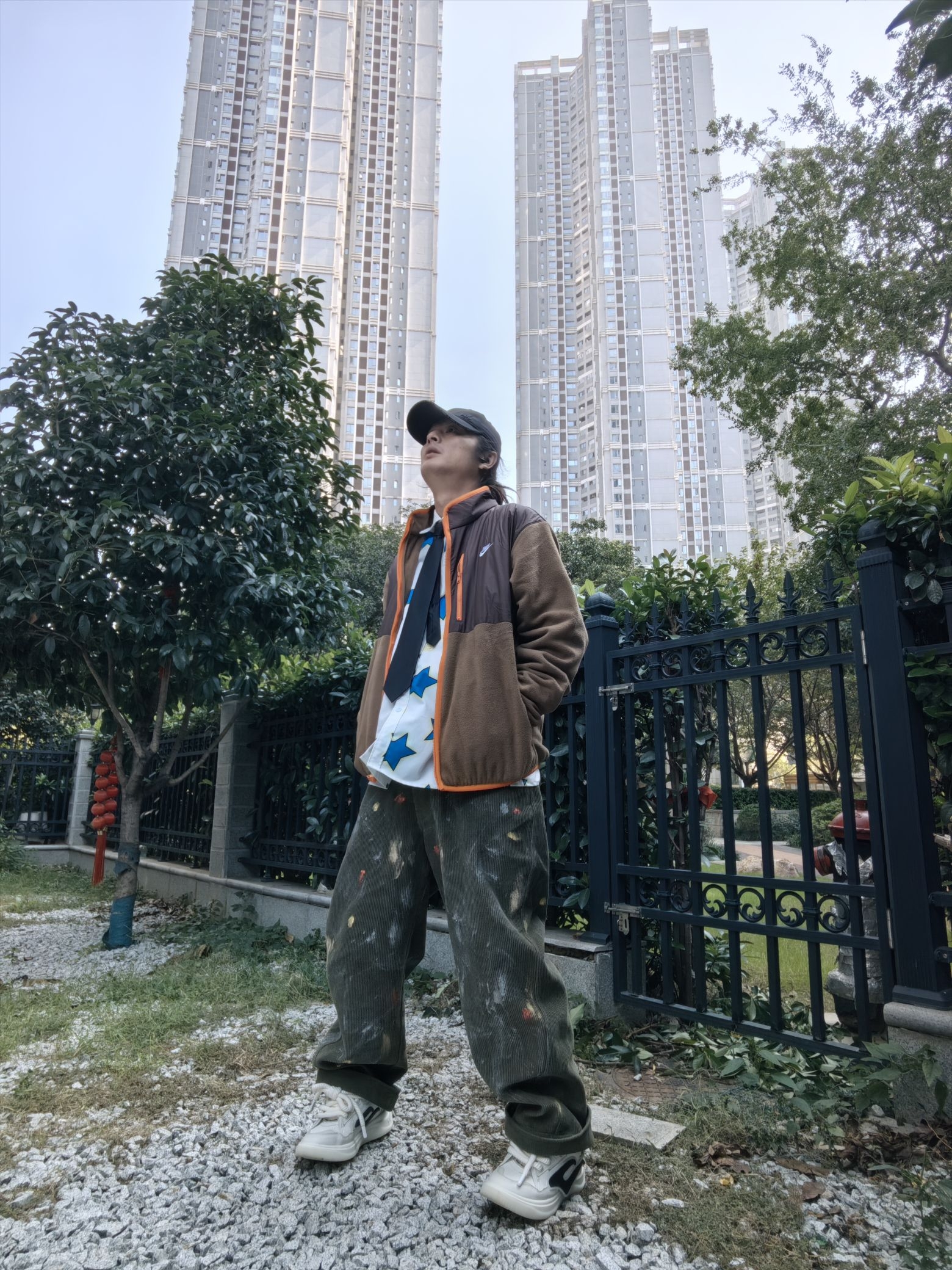 时髦运动风户外休闲穿搭分享