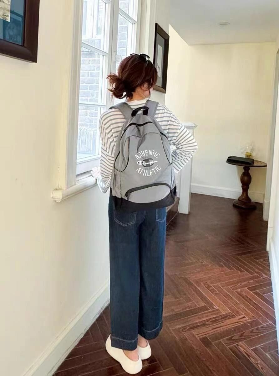 每天被问爆的Champion双肩包🎒