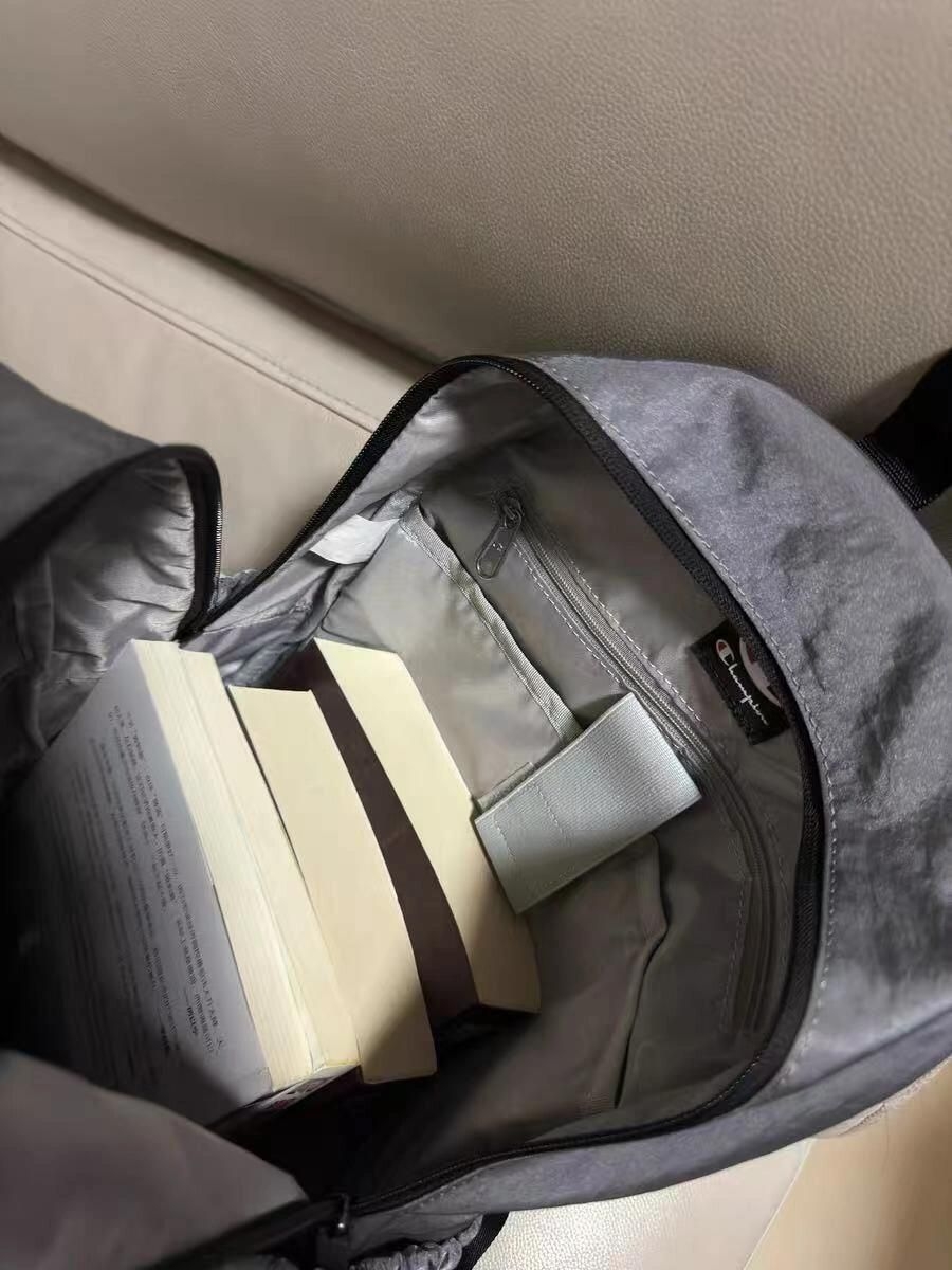 每天被问爆的Champion双肩包🎒