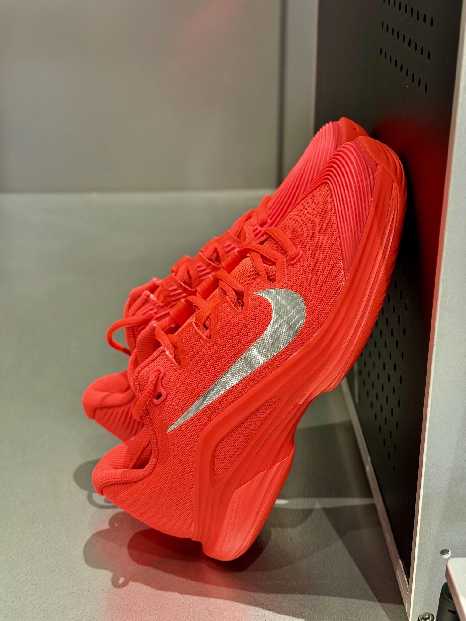 奇迹补货｜Nike超火网球鞋Vapor 12 烈焰红 